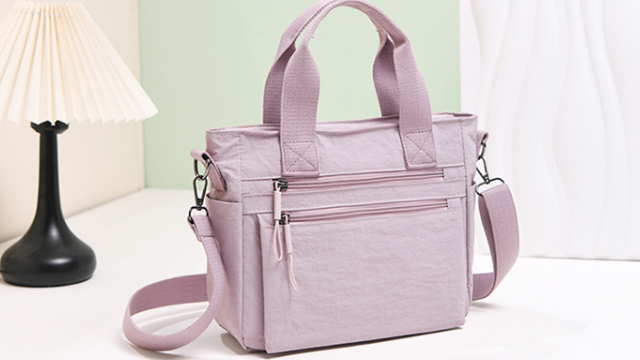 Bolso Tote pequeño de nailon para mujer con correa larga miniatura 7