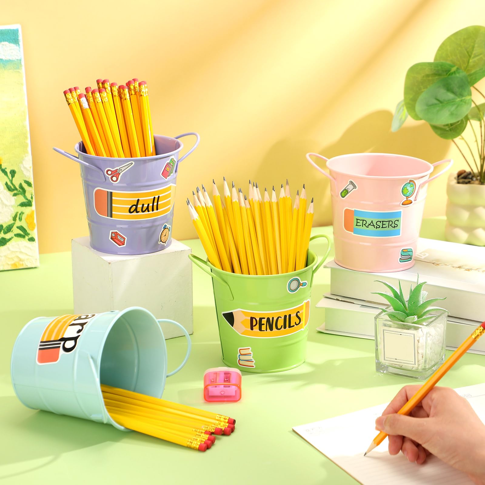 Maxcheck 4 cubos de metal afilados y opacos para aula, coloridos cubos de metal con 4 cubos de metal con mango para suministros de organización de gestión de profesores (pastel)