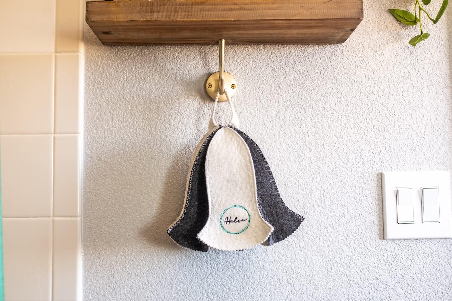 Halsa Sauna Hat, Natural Wool Sauna Hat for Men and Women | Eco-Friendly Insulating Headgear for Spa, Steam Room, Banya, Bathhouse | Comfortable, Breathable, Handmade | One Size Fits All - Image 9