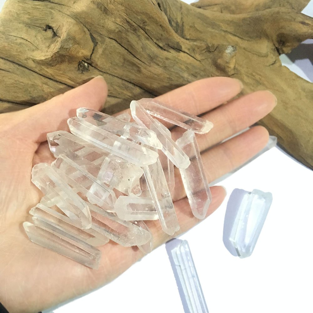 3.5oz Clear Quartz Crystal Points Shards Lot Average 20-30Pcs