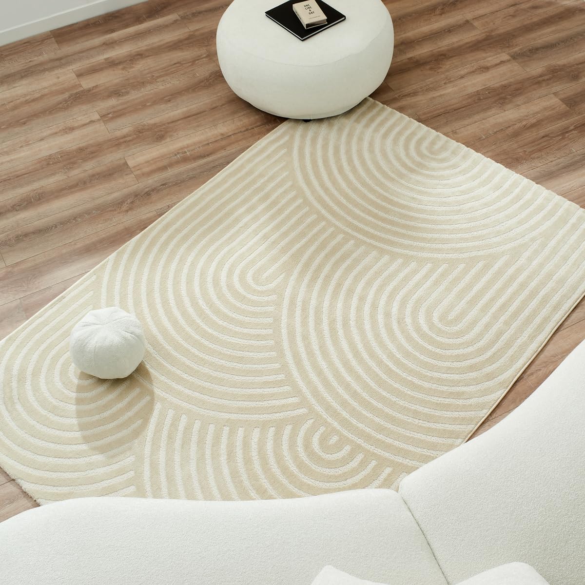 Grand tapis beige uni géométrique 200x290 cm pour couloir et salon moderne