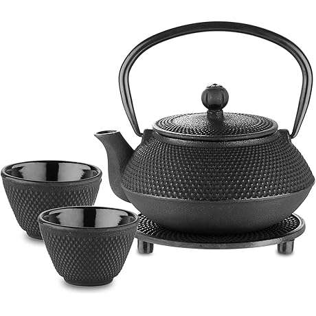Velaze Cast Iron Teapot Set: A Quintessential Japanese Tea Kettle for an Unforgettable Tea Experience.