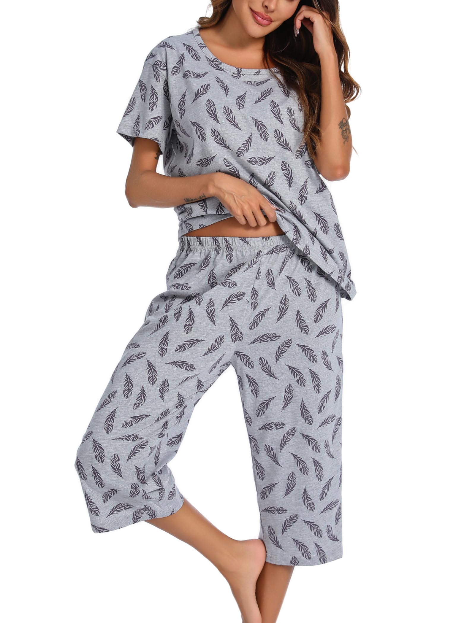 Womens Pajama Sets Cotton Pj Set Short Sleeve Top With Capri Pants Sleepwear 2 Piece Lounge Set