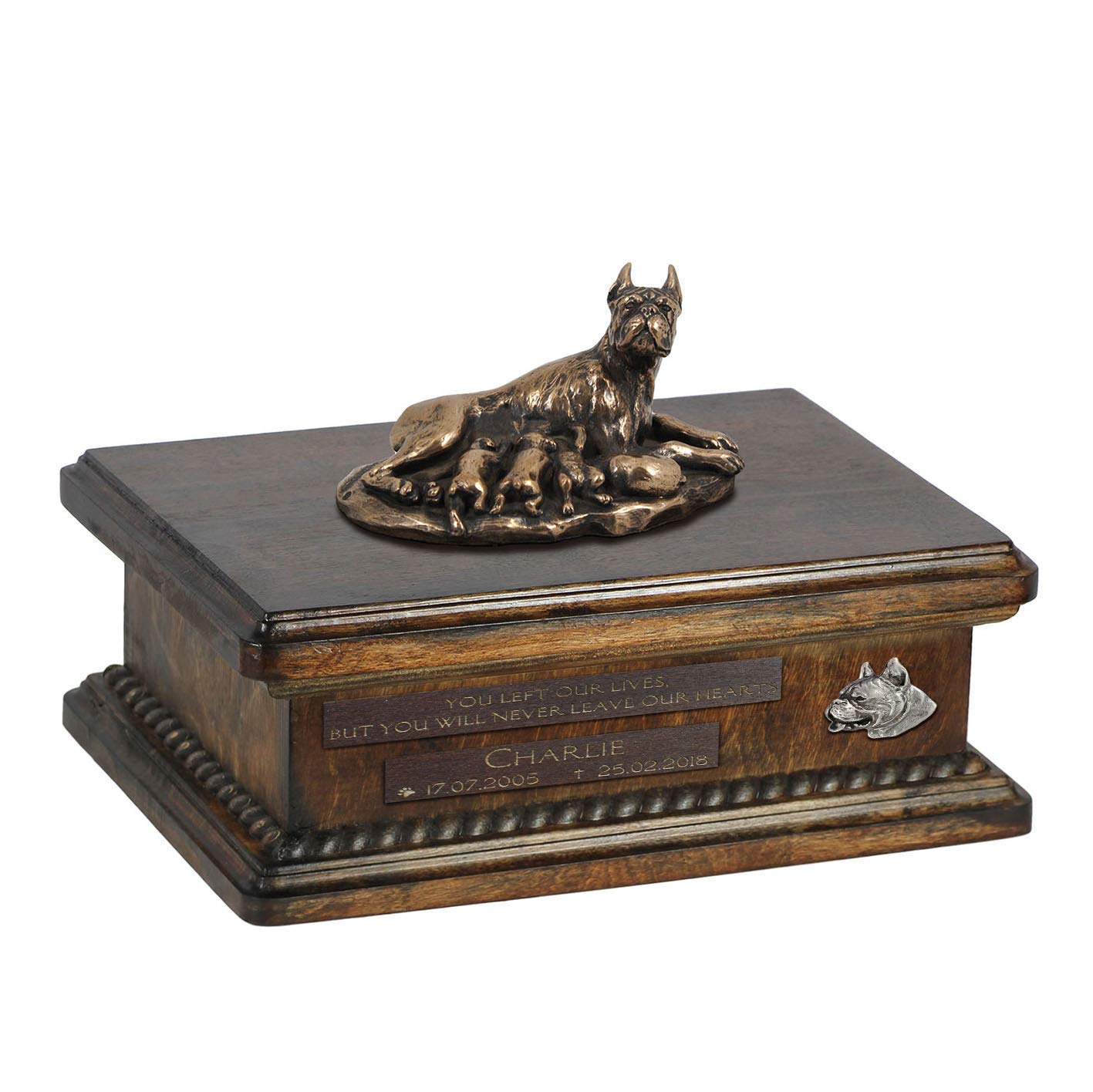 Urne pour les cendres de chien Boxer sur socle en bois de bouleau