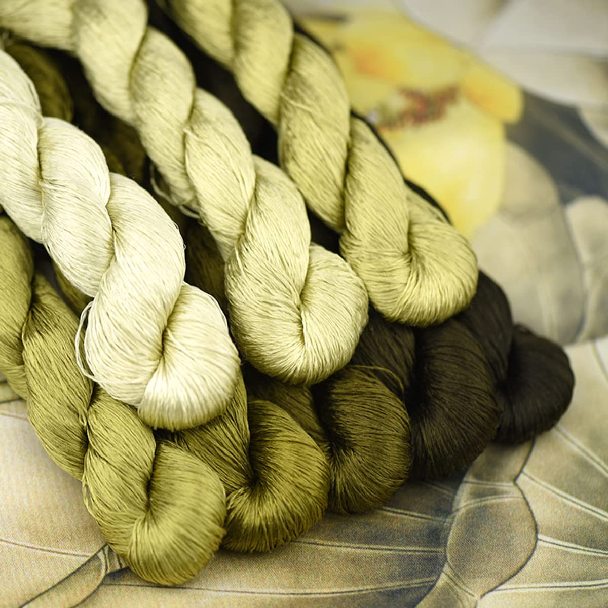 MINGGUXIUYI Natural 100% Silk Thread, 880 Metres, 8 Colors, Handmade Embroidery Thread, 85 - Image 3