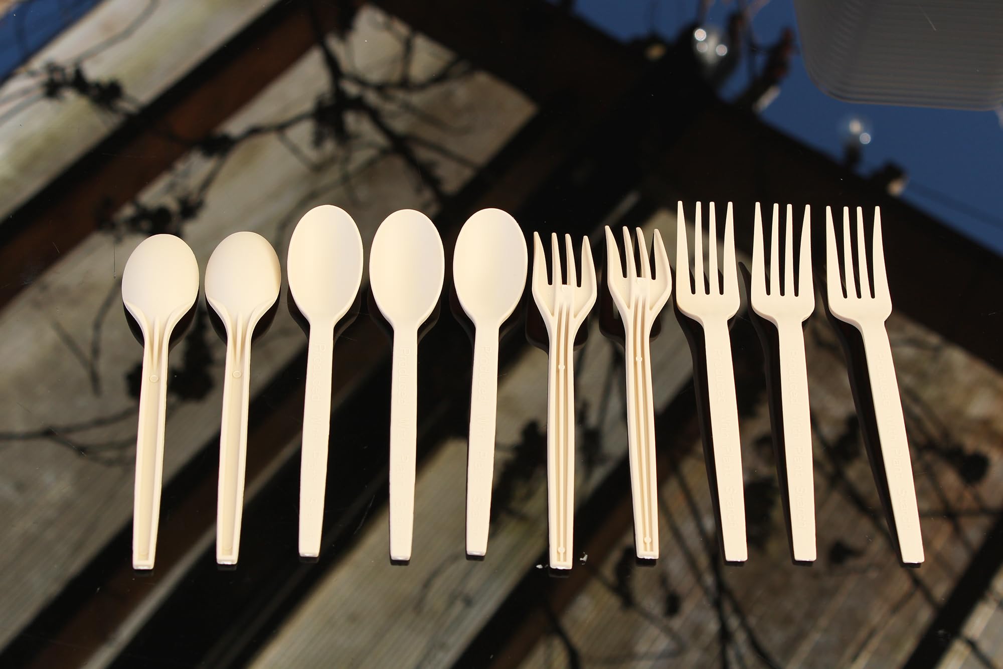 100 Pack Eco-Friendly Biodegradable Cornstarch Forks Spoon– BPA-Free Heavy Duty Compostable Cutlery, Reusable Plant-Based Utensils for Hot & Cold Food (Spoon)