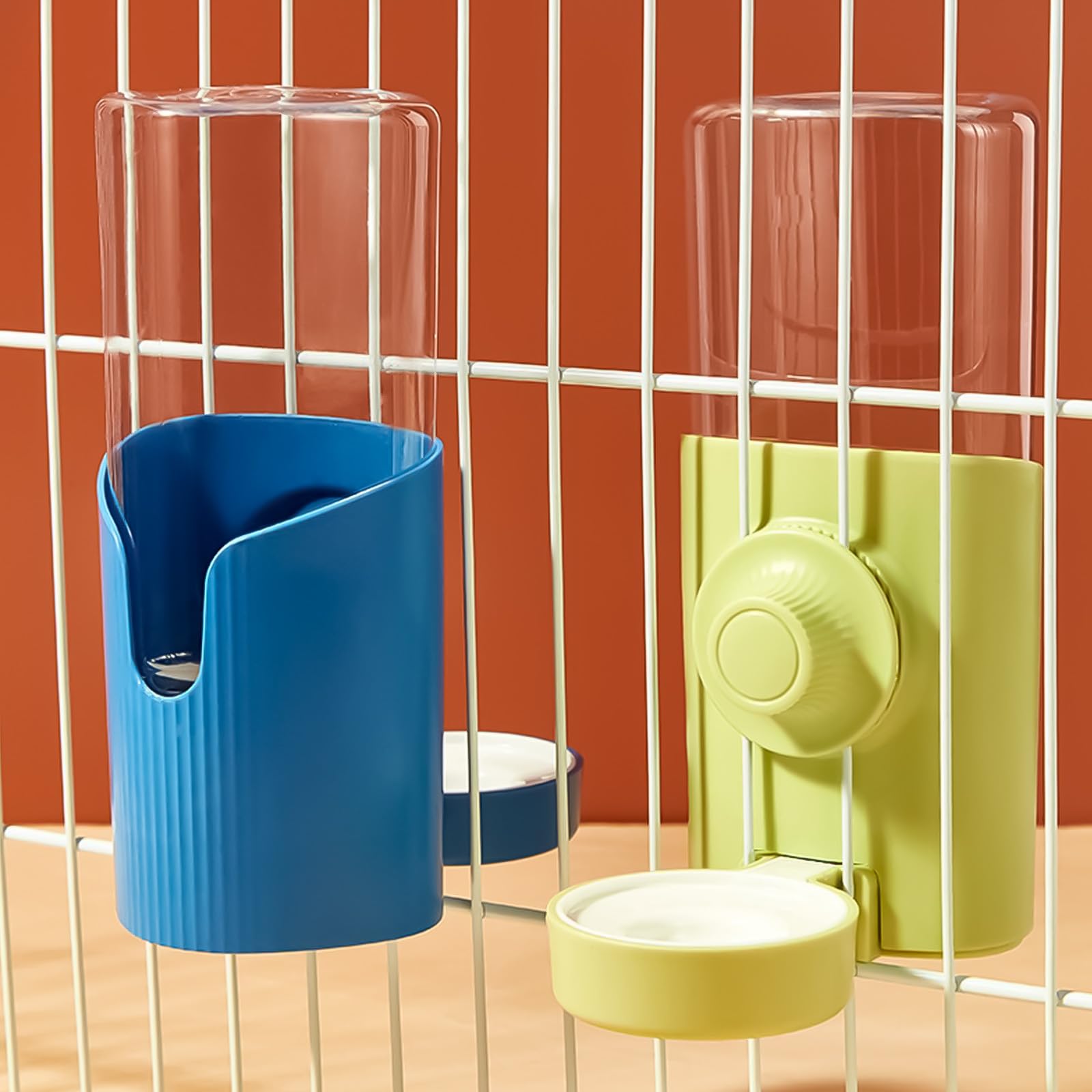 Xinlie automatyczny dozownik wody dla królików i małych zwierząt, 600 ml, zasilany grawitacją