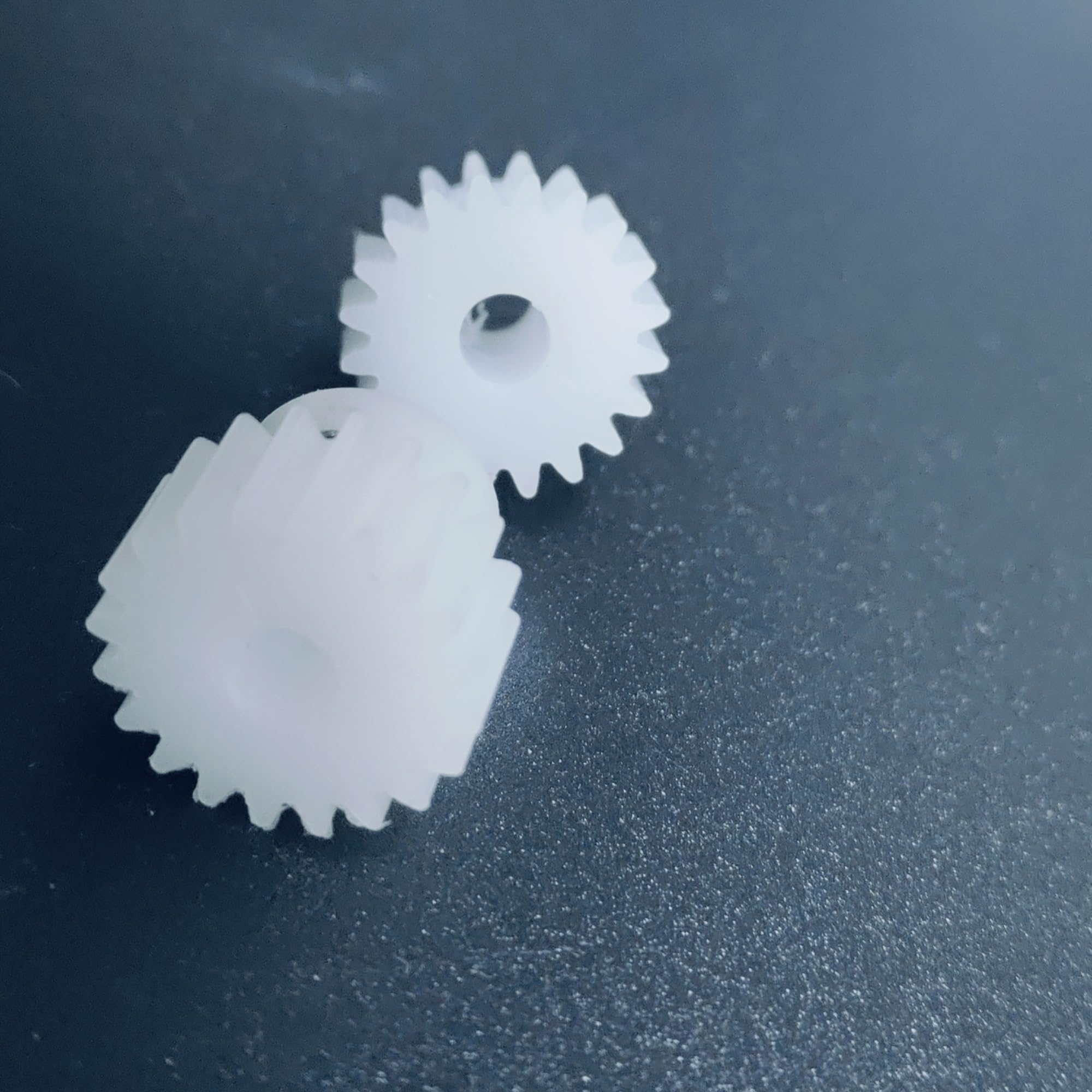 Cylindrical Drive 2pcs POM Spur Gear with Step 0.5 Module 22 Teeth Nylon Step Cylindrical Gear 0.5M 22T Straight Teeth Transmission Gear Rack Machinery(6.35mm BORE)
