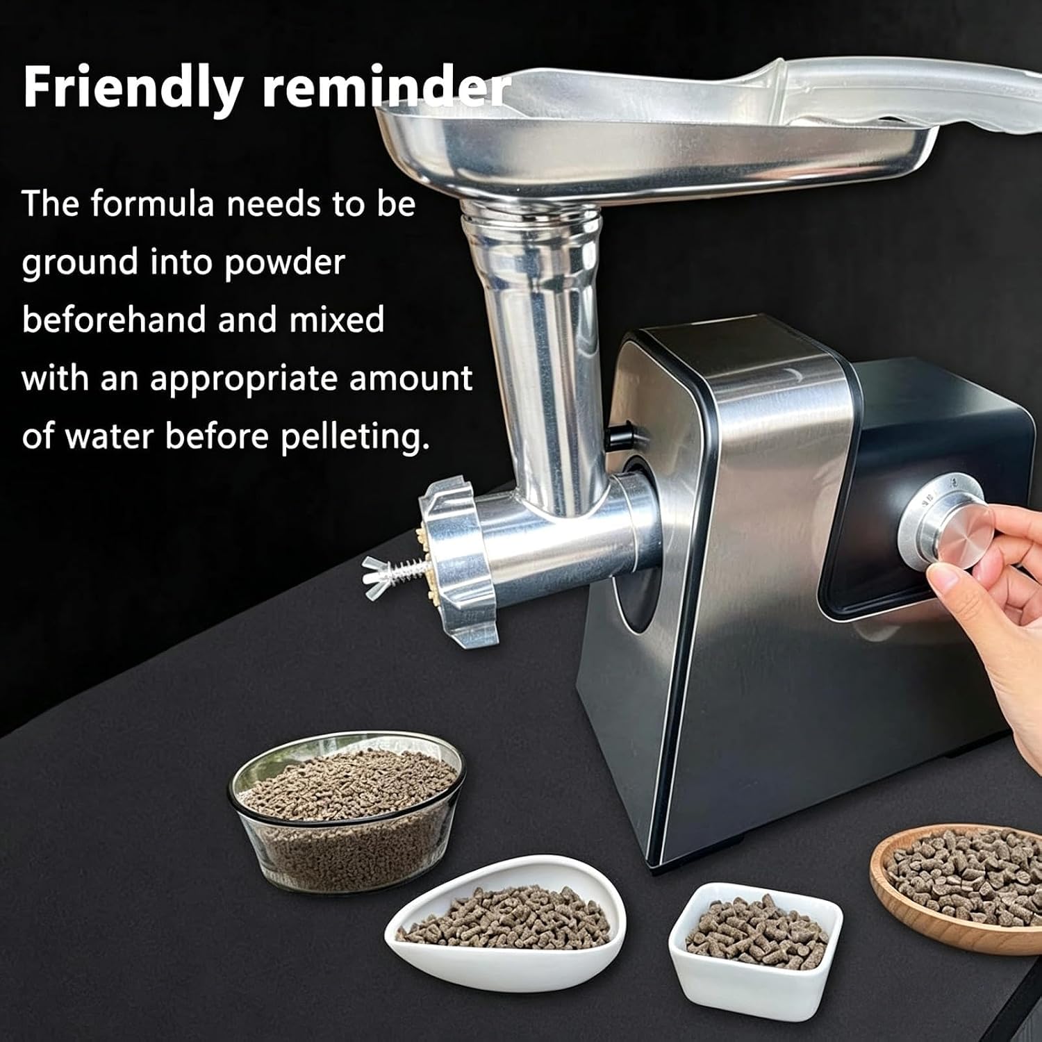 Macchina elettrica per la produzione di pellet per mangimi, robot da cucina per alimenti animali da 1200 W con lame regolabili, ideale per uccelli, pesci e piccoli animali domestici.