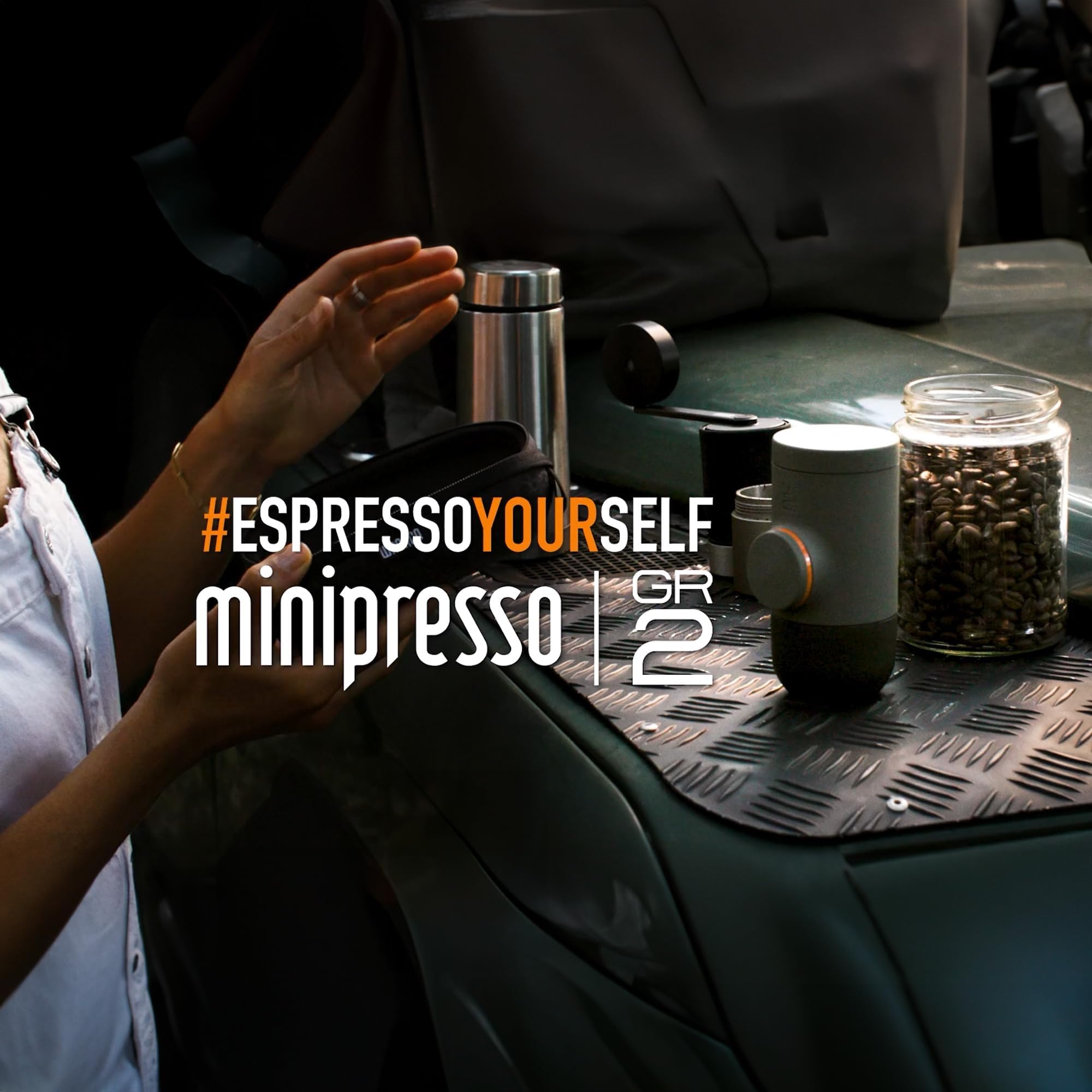 WACACO Minipresso GR2, Machine à Espresso Portative, pour Café Moulu, cafetière de voyage de petite taille, pas de batterie ou besoin électrique, actionnée manuellement grace à un piston, Gris Olive