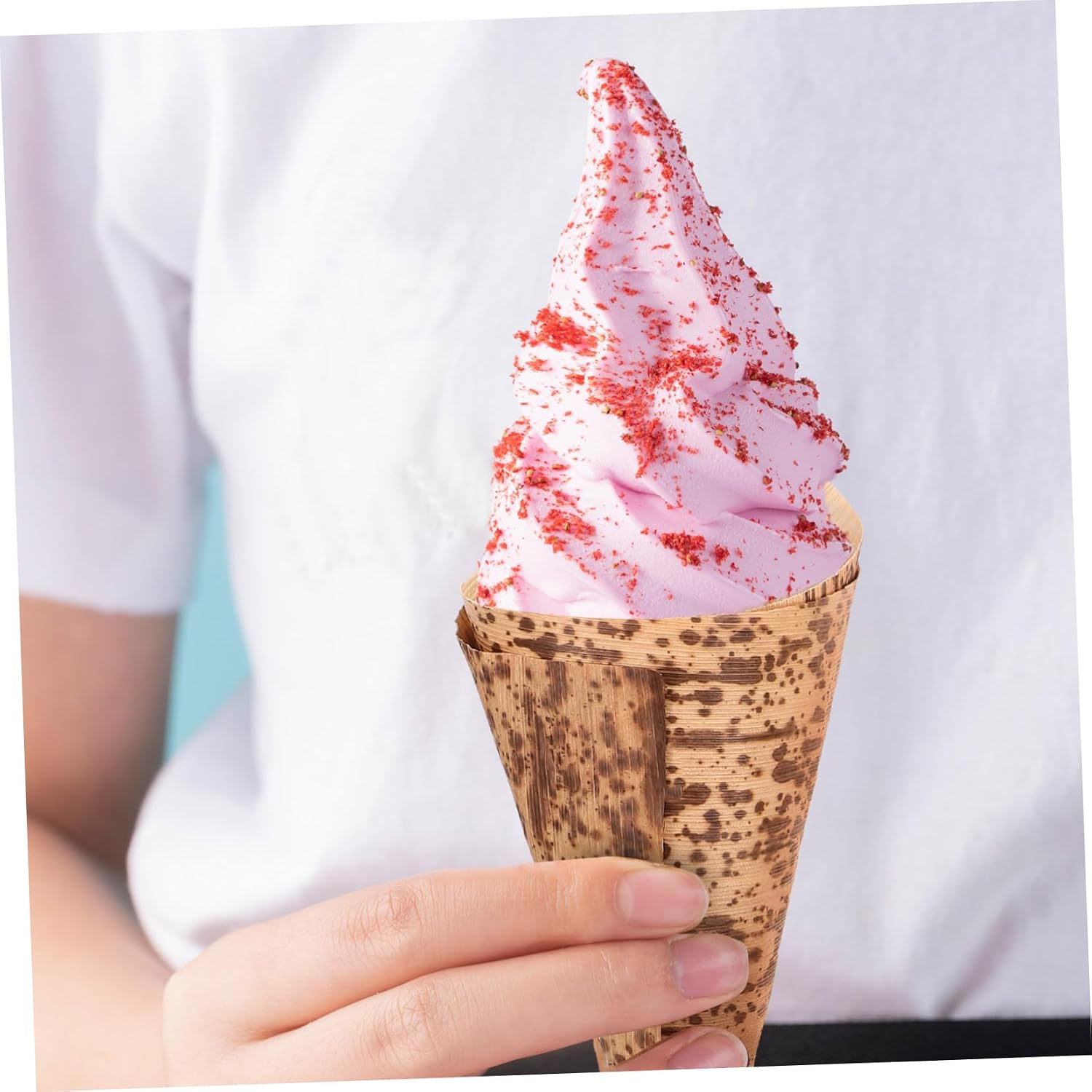COLLBATH 30pcs Disposable Ice Cream Cone Holders Snack Serving Cones Appetizer Containers for Parties Desserts and Fruit Salads