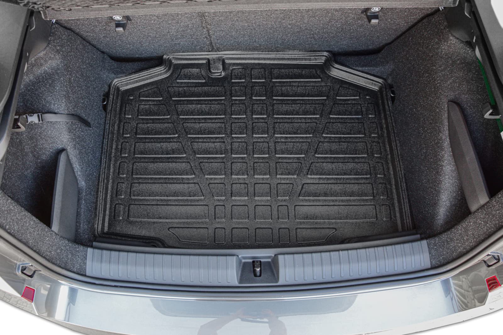 Tapis De Coffre Sur Mesure Pour Skoda Kamiq (2019+) - PE Haute Bordure 4 Cm, Protection Anti-salissures Et Eau