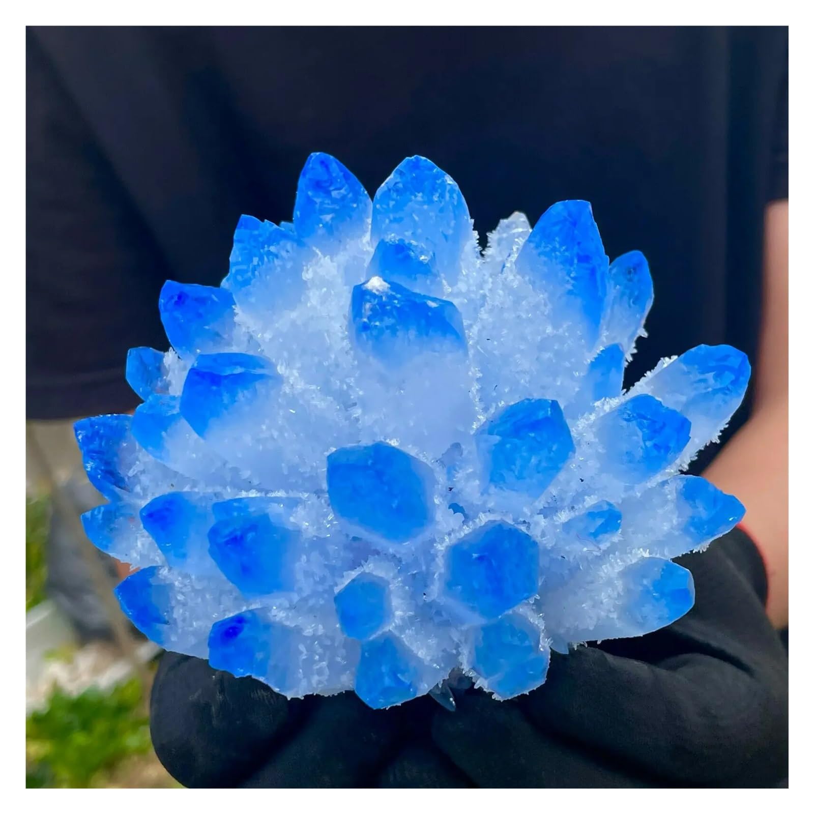Cristal de quartz fantôme bleu pour harmoniser l'énergie de votre salon de méditation