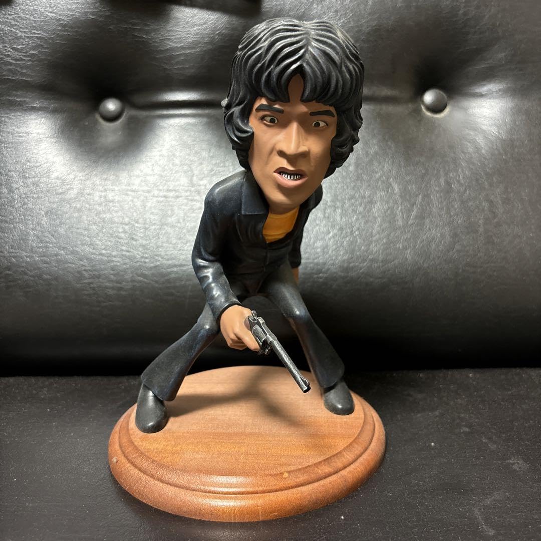 松田優作さん　フィギュア　ガレージキット　俺たちの勲章　中野祐二 Amazon | 松田優作さん フィギュア ガレージキット 俺たちの勲章