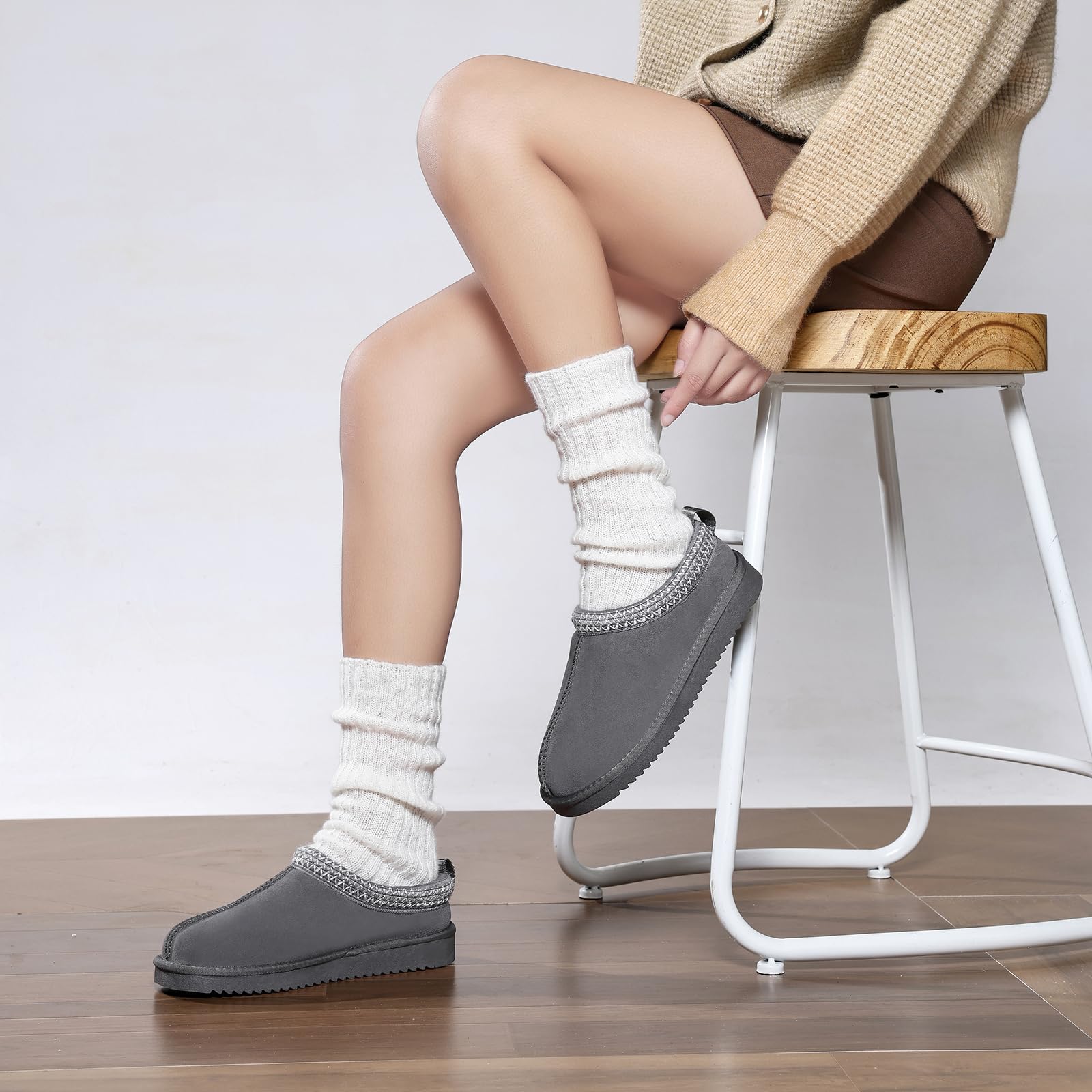 Meik Mangni Zapatillas de Estar por Casa Mujer Hombre Invierno Peluche Cerradas Pantuflas Calientes Forro Corta Botas de Nieve Antideslizante, Tallas:35-45 EU
