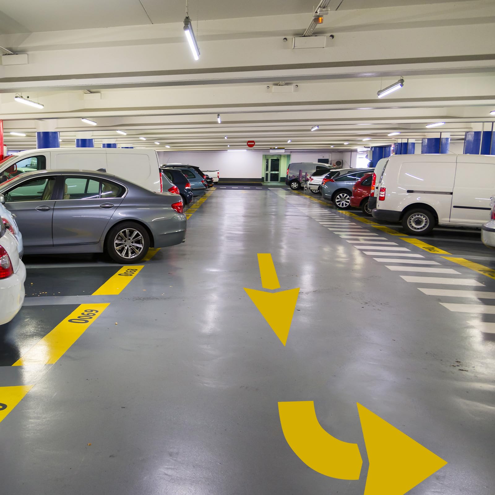 Feifeiya 152,4 x 91,4 cm Gehweg-Schablonen-Set, gerade und drehbar, Kombi-Pfeil-Set, faltbare Parkplatz-Schablonen, wiederverwendbar, gerade Kurven-Pfeil-Schablone für Parkplatz und Pflasterlinien