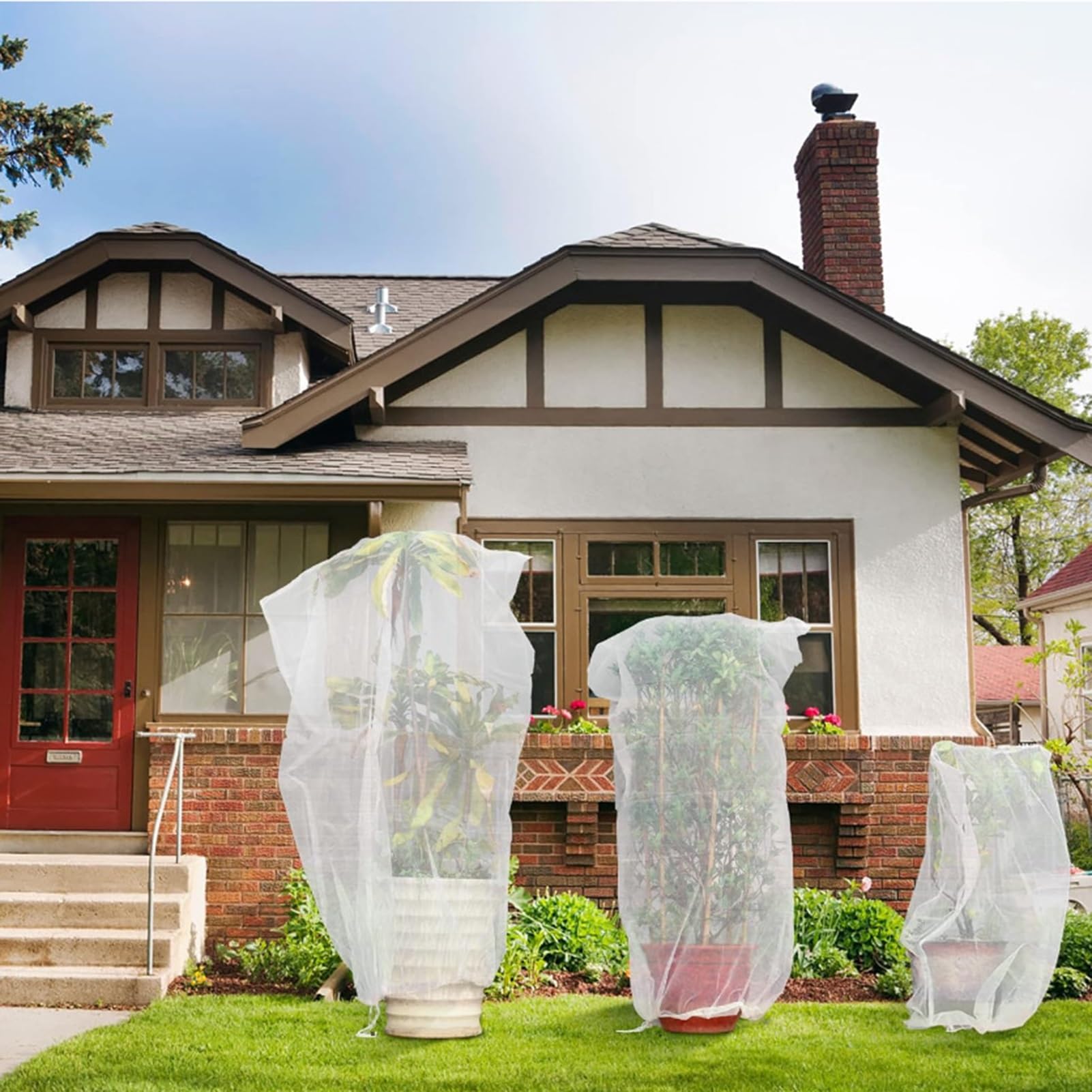 Paquete de 2 bolsas grandes de red para árboles frutales, cubiertas de protección de jardín con cordón para plantas, 8 x 8 pies, malla de malla resistente para árboles frutales, verduras y flores.