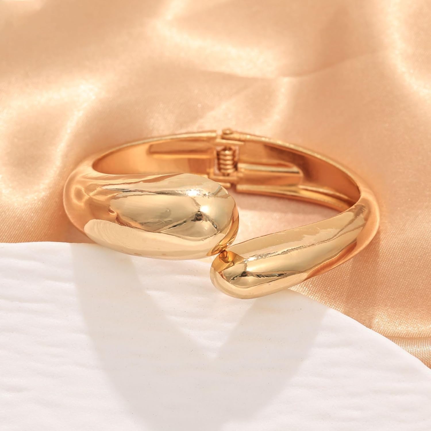 Gold Bangle Bracelet for Women Trendy - Chunky Gold Cuff Bracelet, Zinc Alloy with Golden Luster, Adjustable Non-Tarnish Jewelry Gift for Women - Image 4