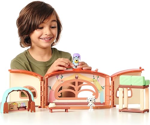 Miniatura 3 de Bluey School Friends - Calypsos School Playset figuras articuladas de Chloe de 25 a 3 pulgadas