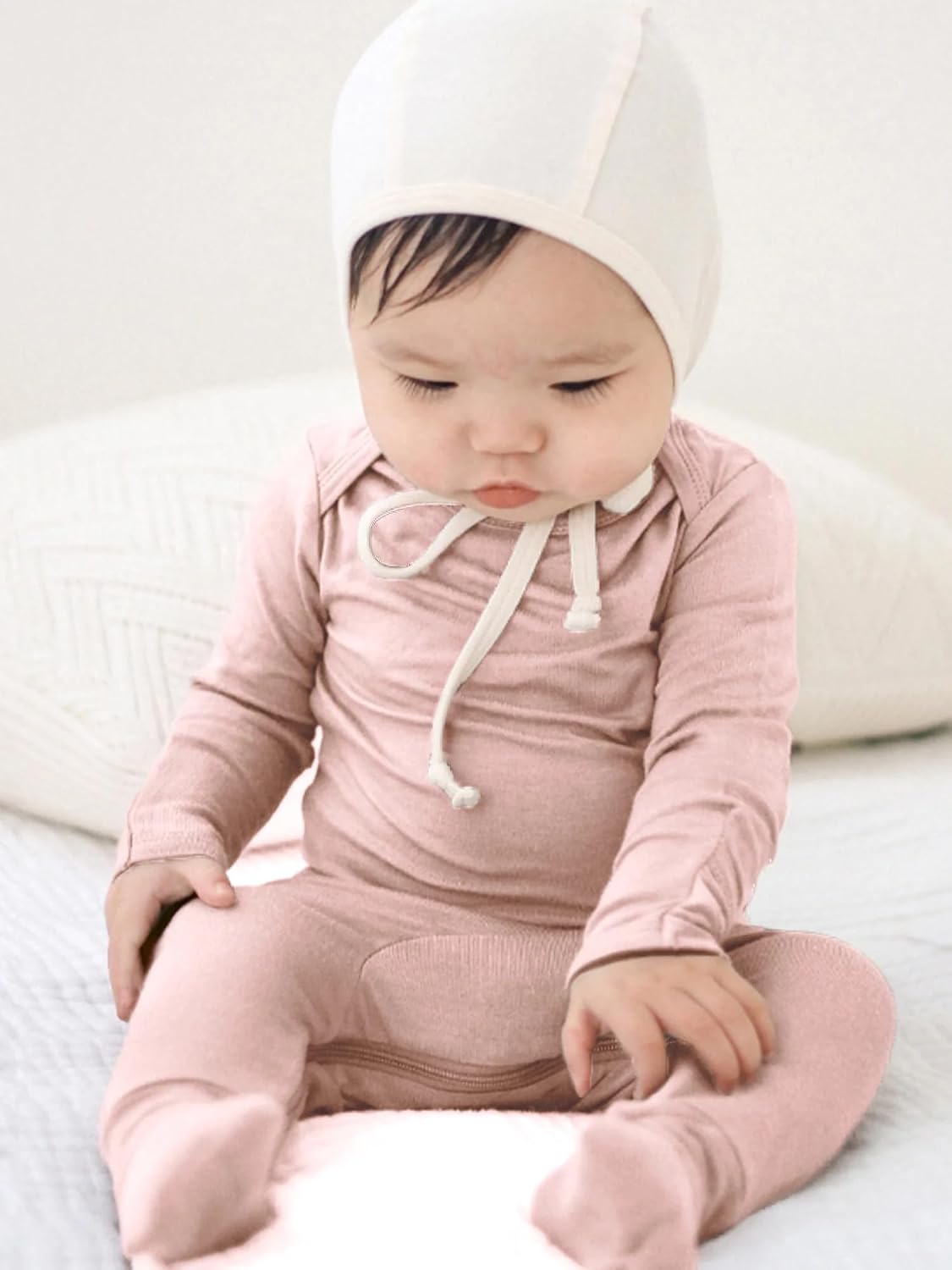 GUNAMUNA Convertible Baby Footie Pajamas, 2-in-1 Romper with Diaper-ZiP, Fold-Over Mittens & Cuffs