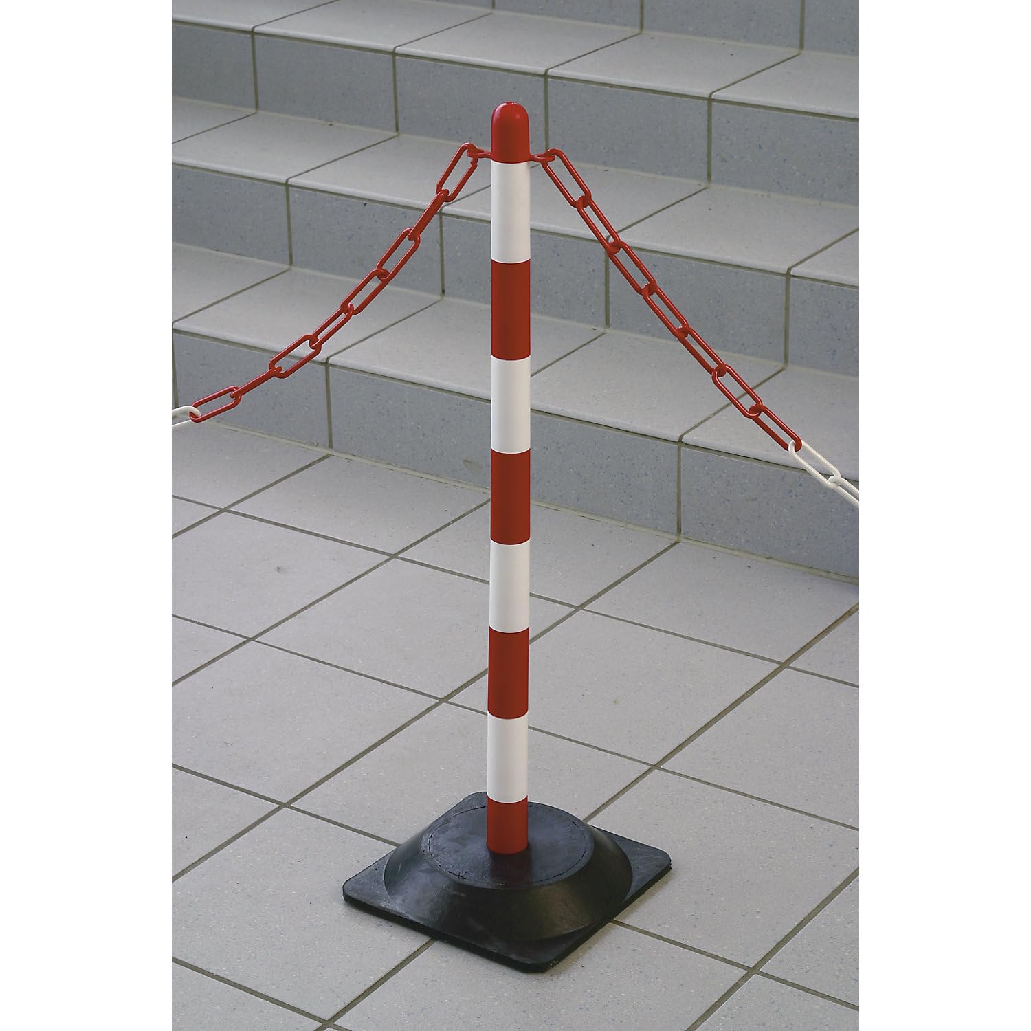 Moravia | Kettenständer-Set | 6 Pfosten | zementgefüllter Dreiecksfuß | 10 m Kette | Schwarz/Gelb