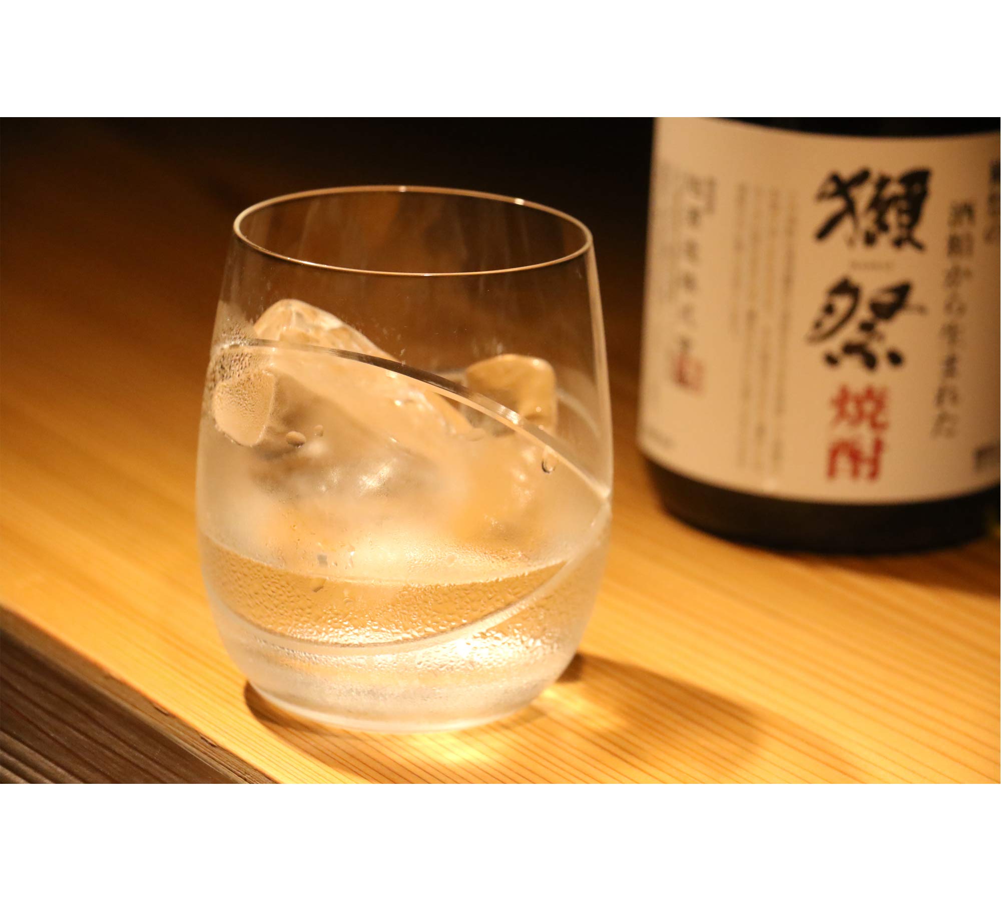 Amazon.co.jp: 獺祭 焼酎 [ 39度 720ml ギフトBox ] : 食品・飲料・お酒