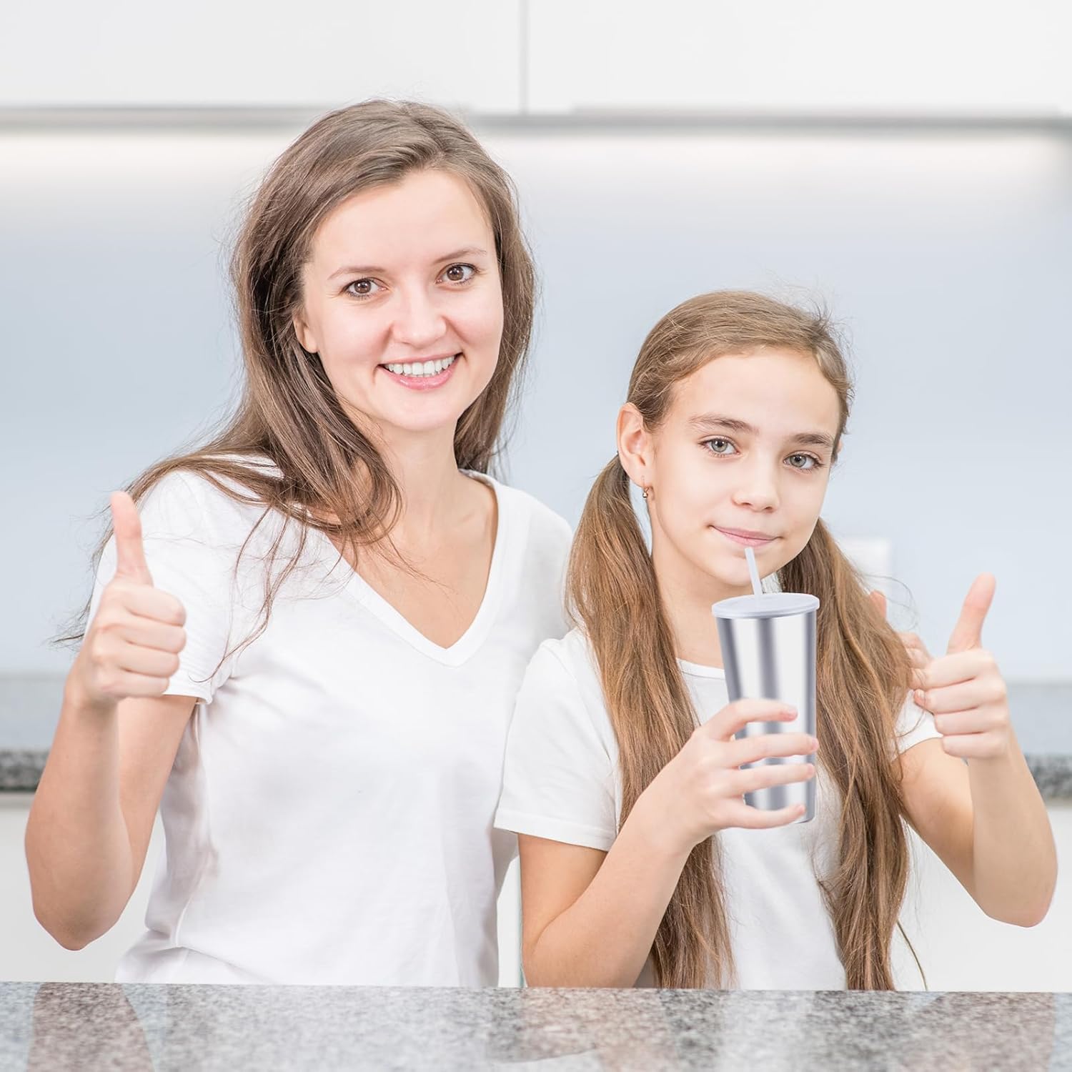 30 Pack Iridescent Plastic Cups with Lids and Straws and 30 Pack Siliver Plastic Cups with Lid and Straws