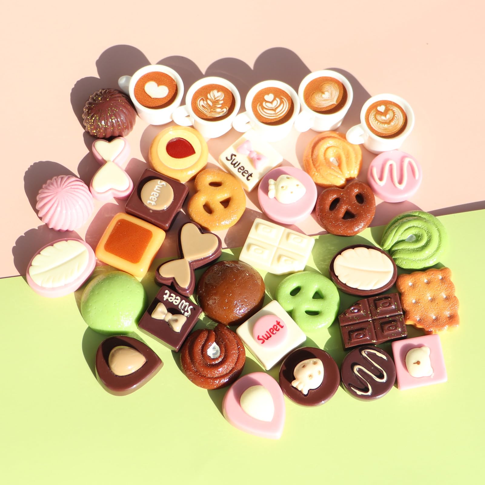 Crrezhai Süße Mini-Dessert-Dekorationen Aus Kunstharz – 30 Stück, Herz & Schokolade, Für Party, Garten, DIY