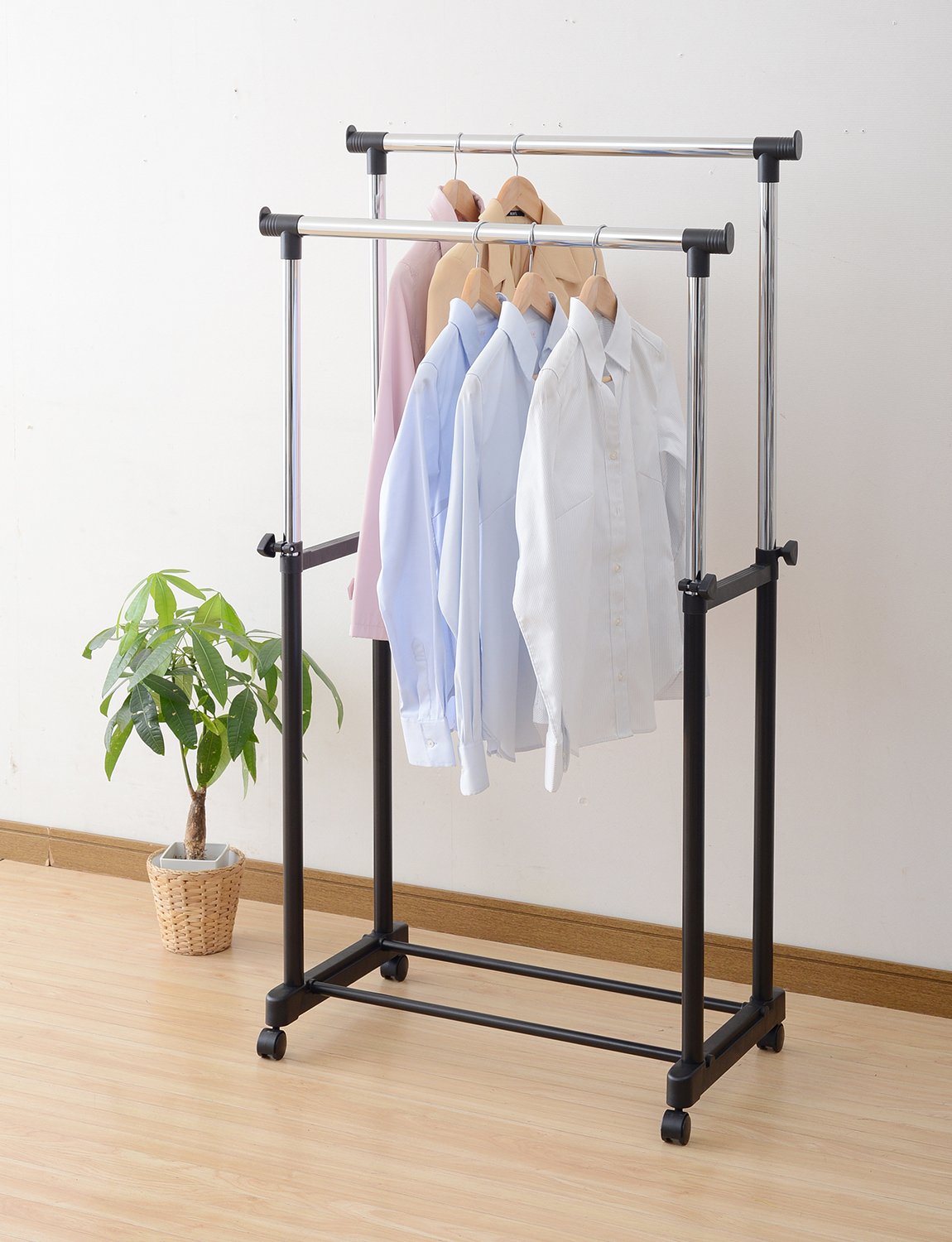 Yamazen Height Expandable Pipe Hanger Rack, Double Load Capacity: 33.1 lbs (15 kg), Hanger Inner Dimensions: 29.5-54.4 inches (75-138 cm), Black MKS-W(BK)(S)