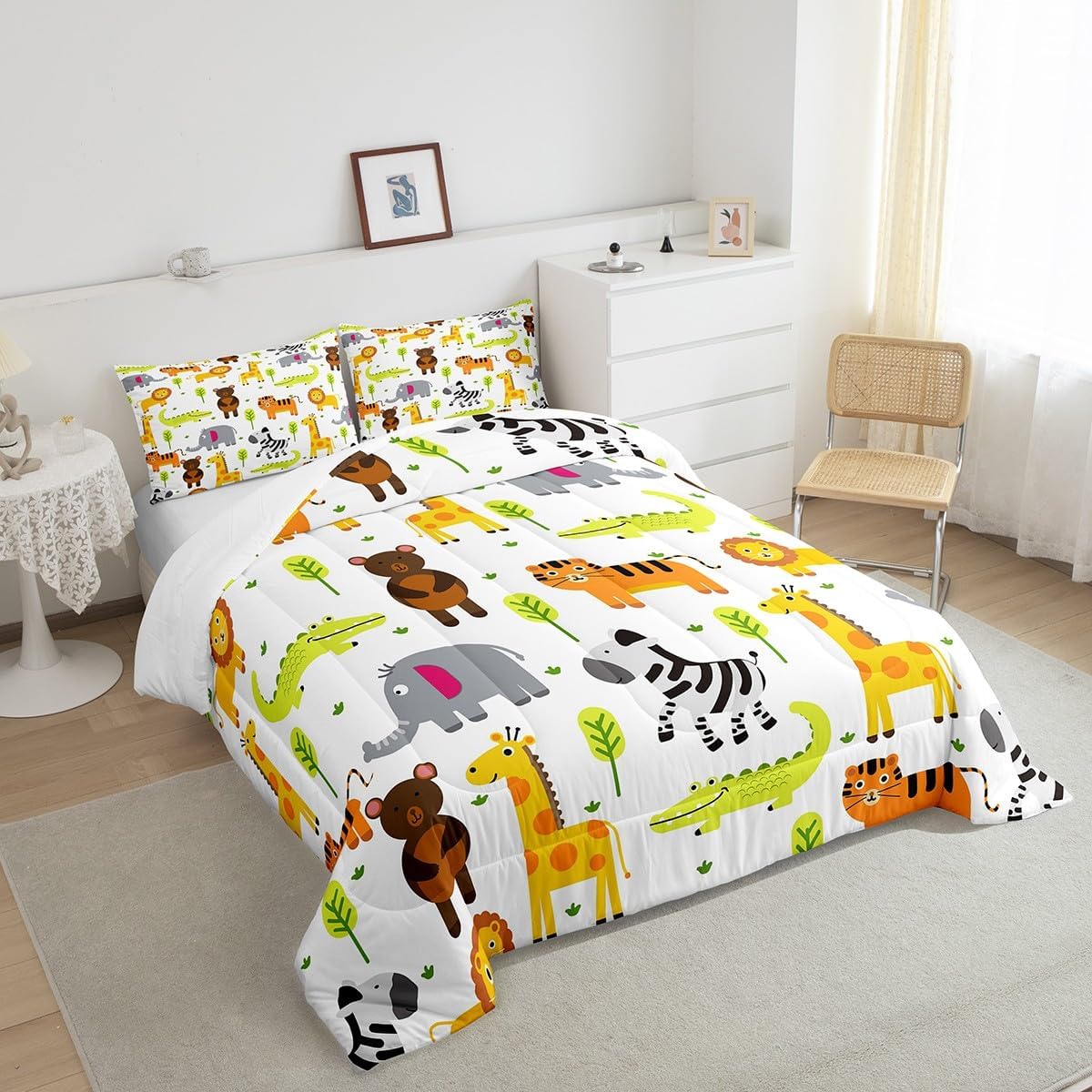 Zoo Animal Toddler Bedding Safari Nursery Decor Bedding Comforter Sets Queen, Cartoon Animals Comforter Set Woodland Animal Print Quilt Kawaii Giraffe Elephant Lion Down Comforter 3 Pieces