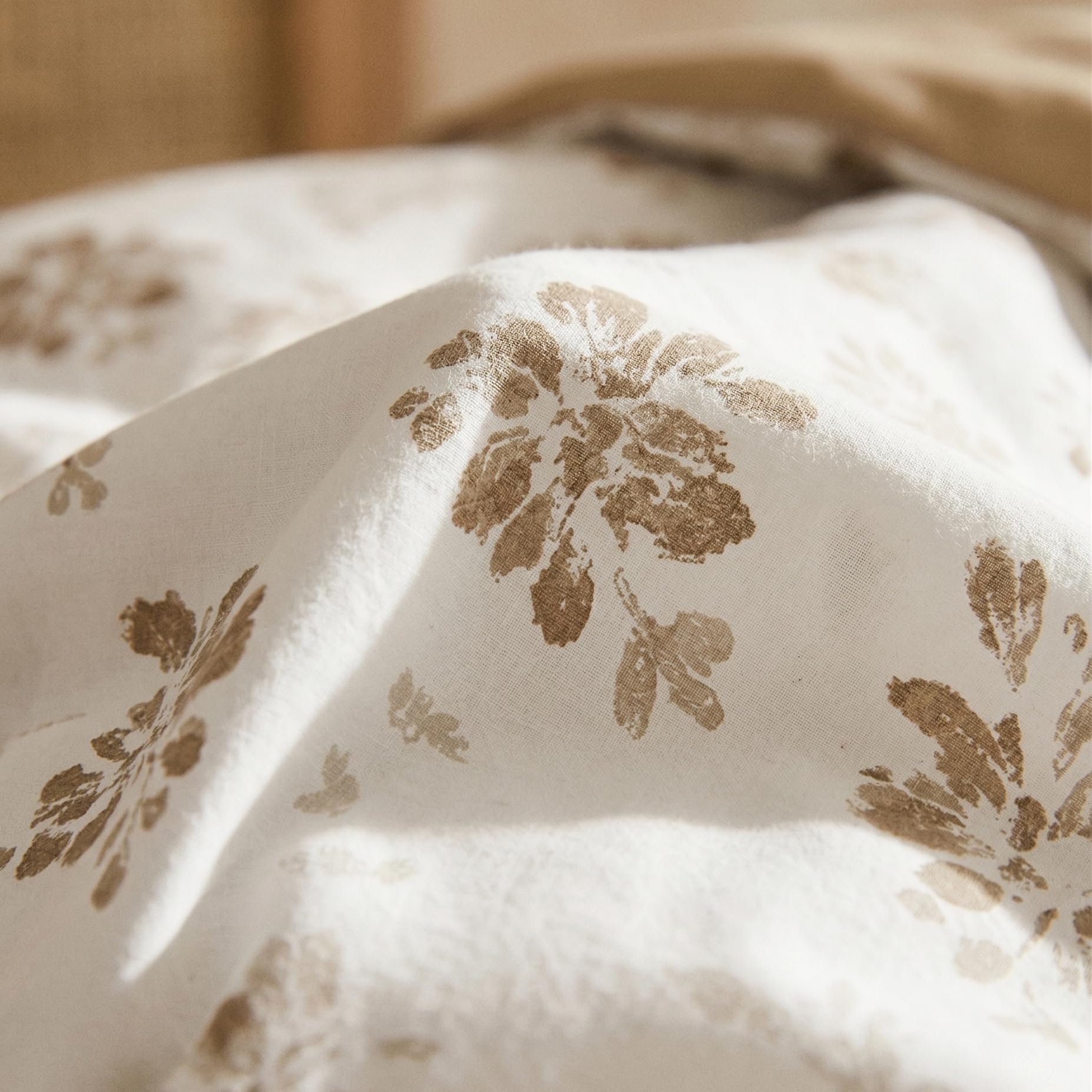 Juego Funda nórdica Cama 180/200 100% algodón, Funda edredón 260x240 cm + 2 Funda Almohada 50x90 cm, Estampado Floral, Taupe.