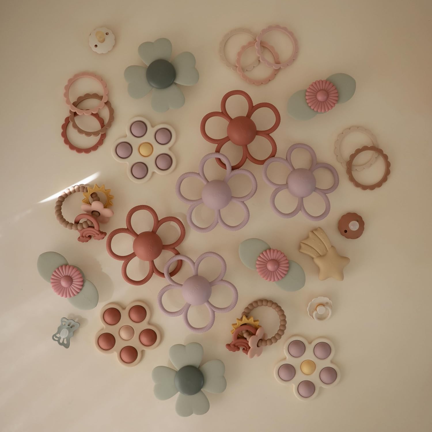 mushie Silicone Baby Daisy Rattle Teether Toy (Soft Lilac) - Image 6