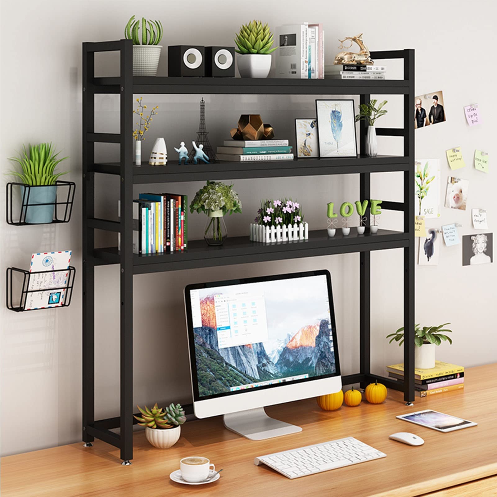Bibliothèque pour ordinateur de style industriel idéale pour le télétravail à la maison