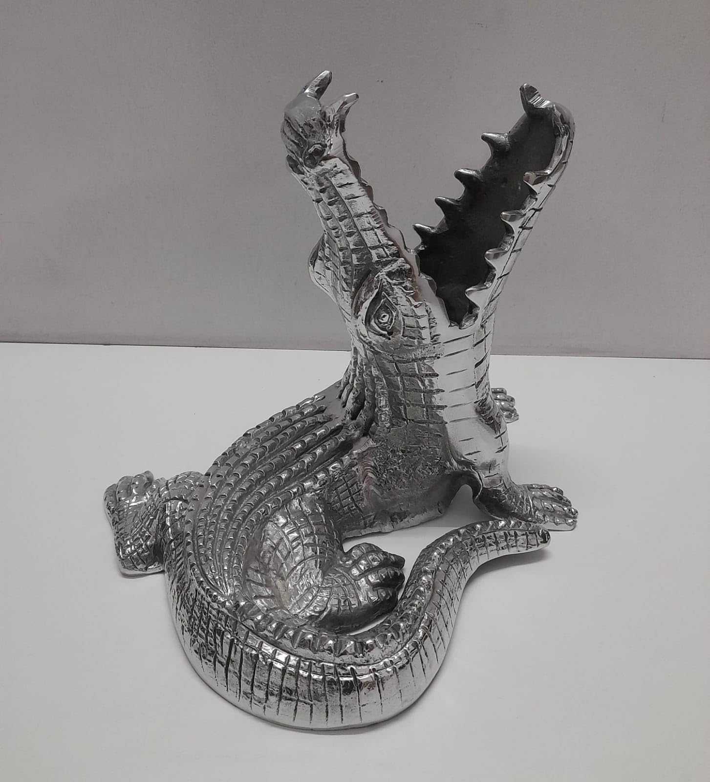 Amazon.com: IHI EST. 1986 Open Mouth Crocodile Shaped - 13 x 8 x