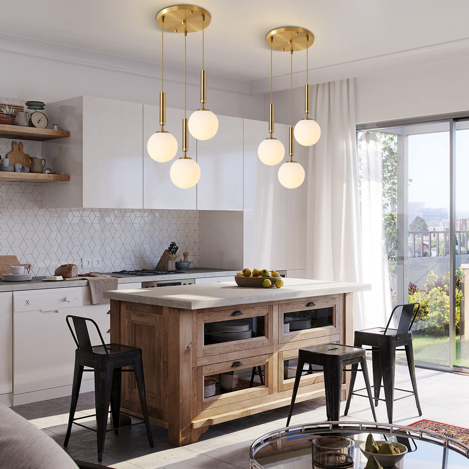 KCO Iluminación colgante de 3 luces, lámpara colgante de globo dorado de mediados de siglo, lámpara de araña grande de cristal blanco leche, moderna iluminación colgante de cocina para sala de estar y