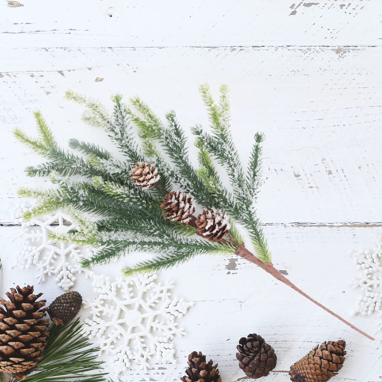 Amazon｜クリスマスヒノキ松ピック 3個セット つや消し人工松の木の枝