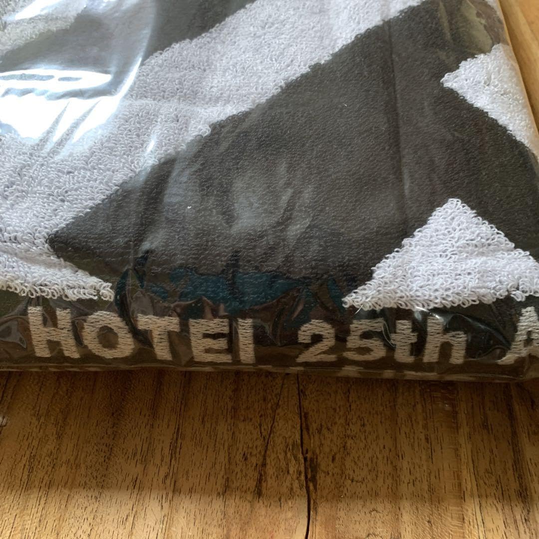 Amazon.co.jp: 布袋寅泰 25周年記念ライブグッズ バスタオル