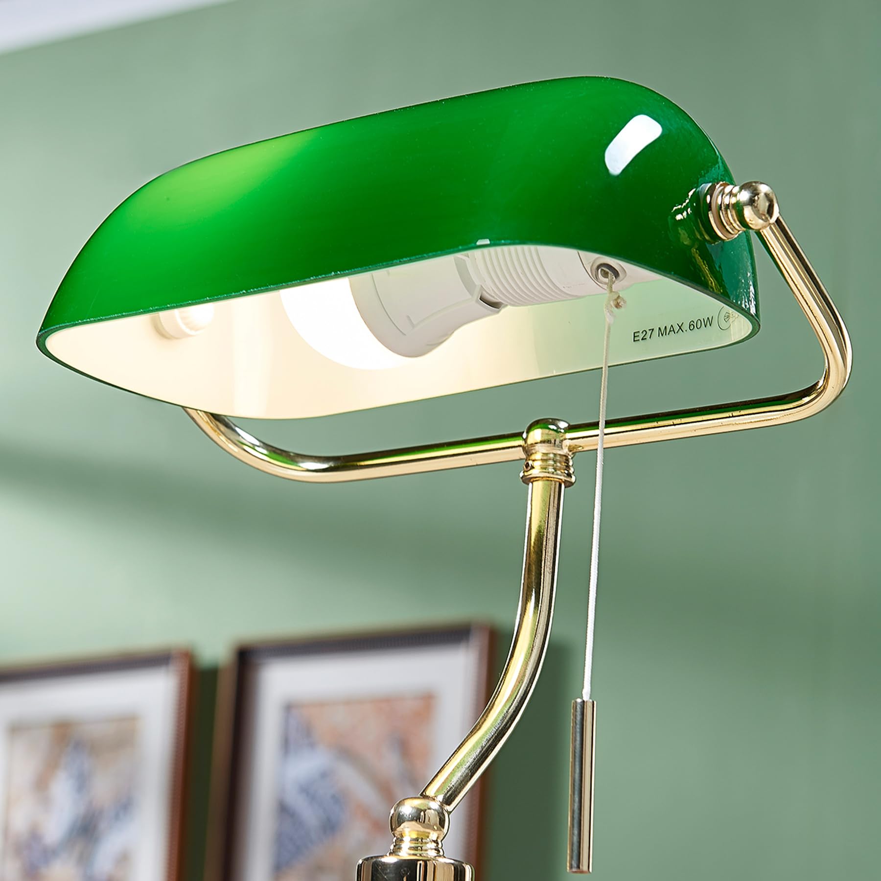 Lindby Bankerlampe grün messing poliert, Retro Schreibtischlampe Bürolampe mit Zugschalter Tischlampe 1 flammig E27 Fassung max. 60W ohne Leuchtmittel