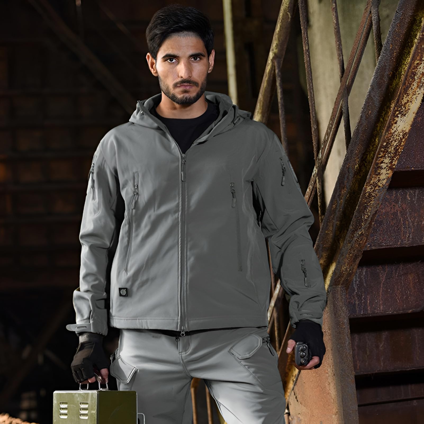 Giacca Tattica Softshell con Cappuccio e Pantaloni da Uomo per Pesca All'aperto Escursionismo Camping