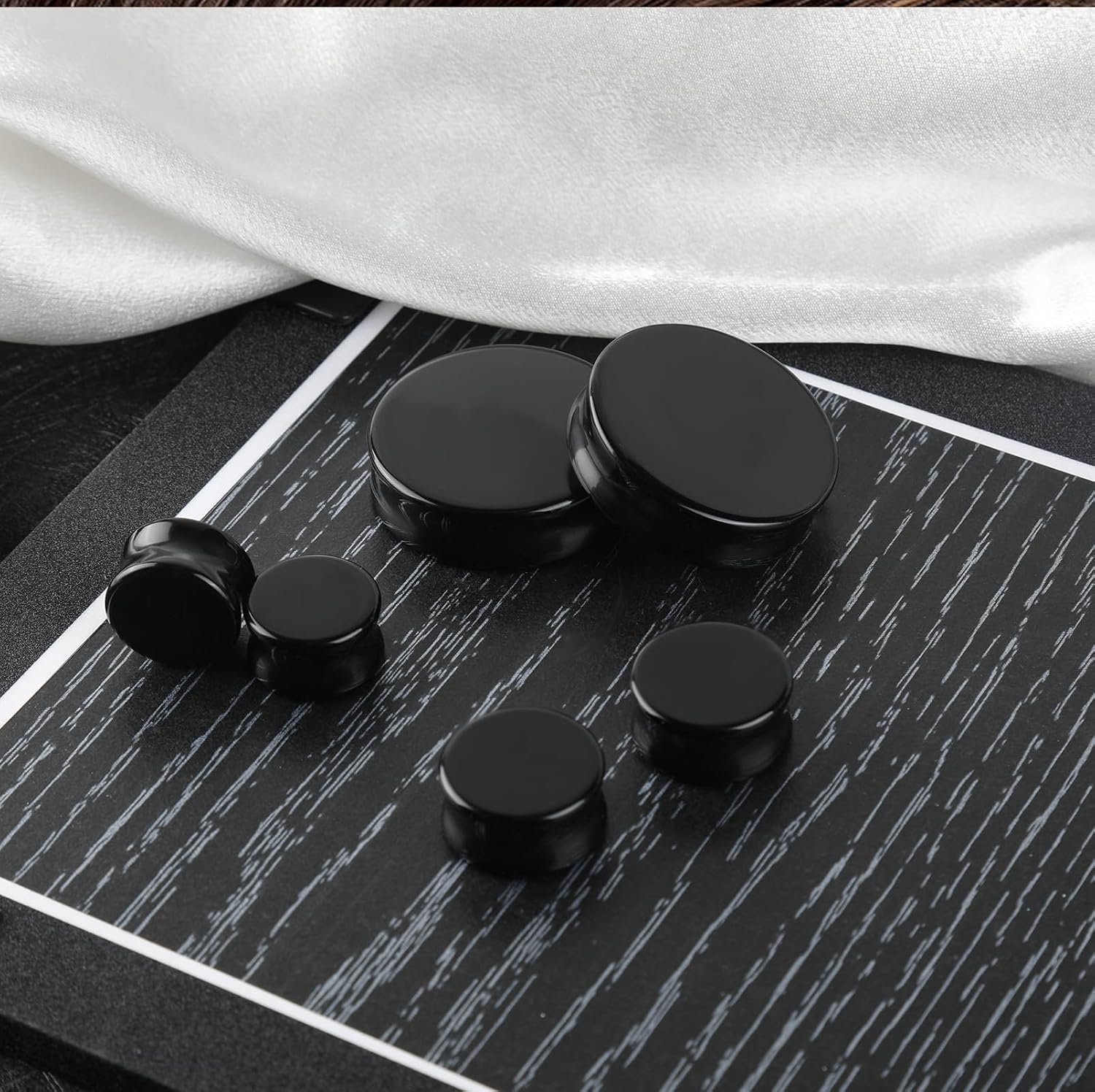 2-4Pcs Glass/Stone Ear Gauges Stretching Kit 3-41mm Plugs for Ears Gauges with Rubber Rings Single Flare Glass Ear Stretching Kit Ear Expander Body Piercing Jewelry for Women Men image 4