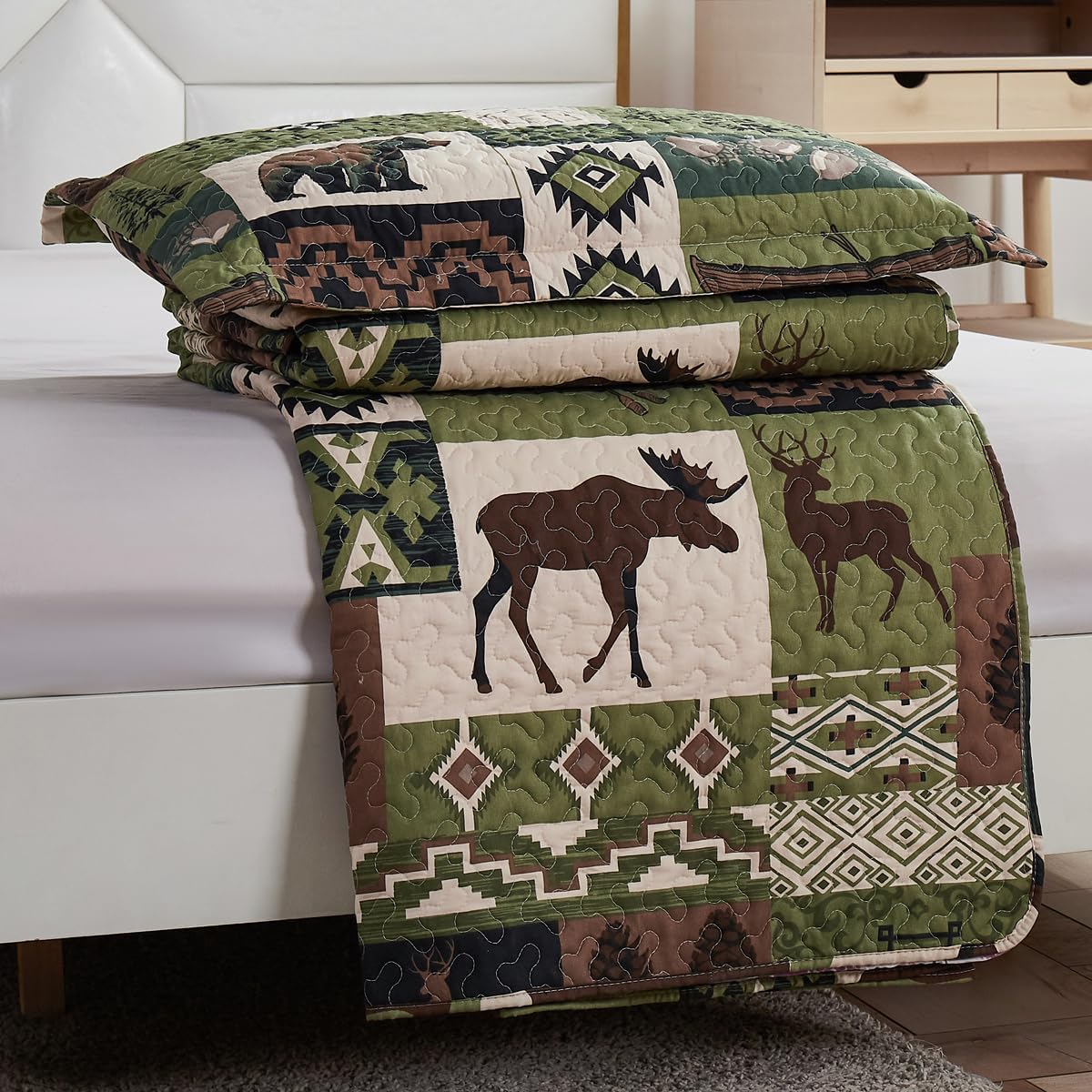 Oliven 3 Pcs Cabin Bedding Quilt Full/Queen Size Lodge Moose Bear Quilt Set Green Brown Patchwork Rustic Bedspread Forest Coverlet All Seasons Plaid Bed Cover with Pillow Shams - Image 6