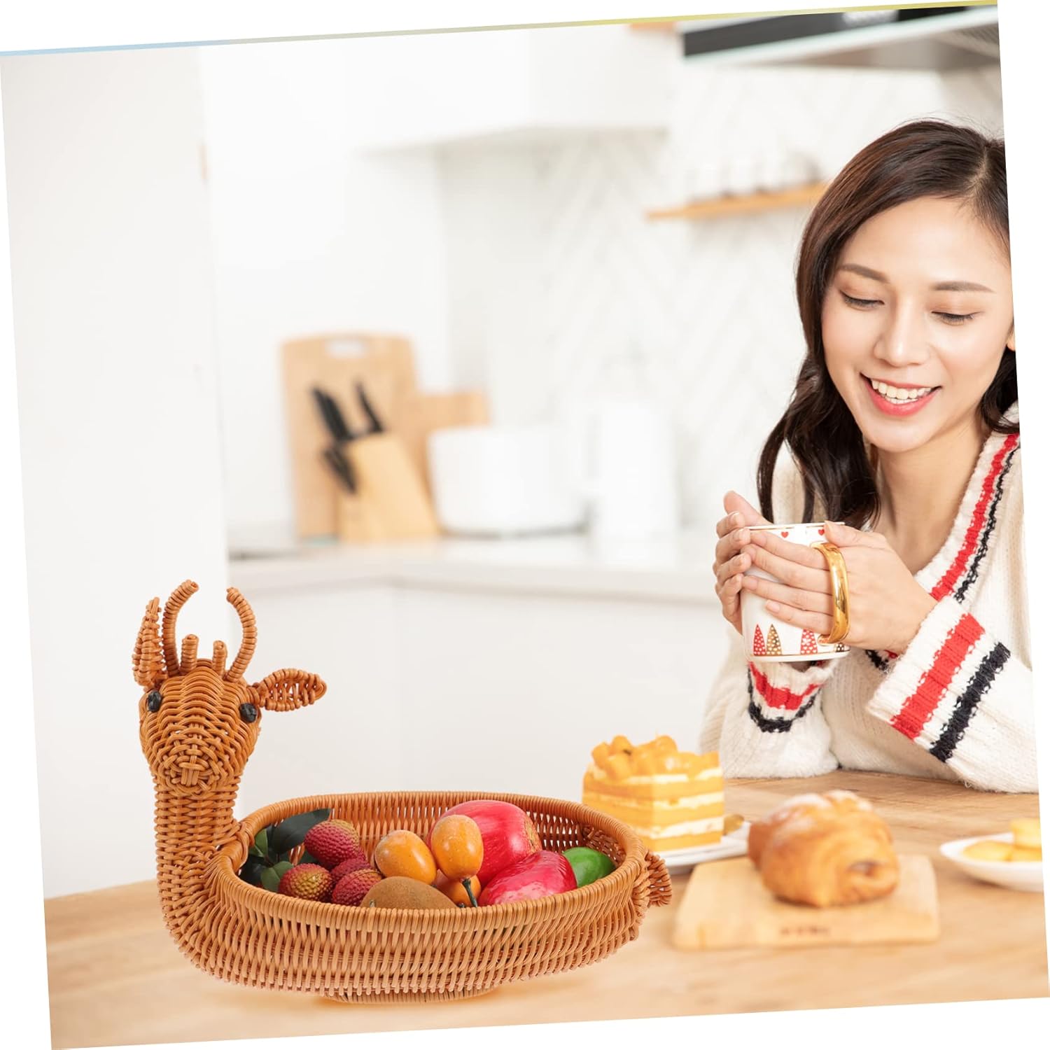 Christmas Elk Storage Basket Woven Snack Container for Home Decor for Dried Fruits and Treats Festive Desktop Adornment for Holiday Gatherings