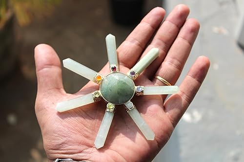 Miniatura 2 de Jet Green Aventurina 7 Point Chakra Pirámide Generador