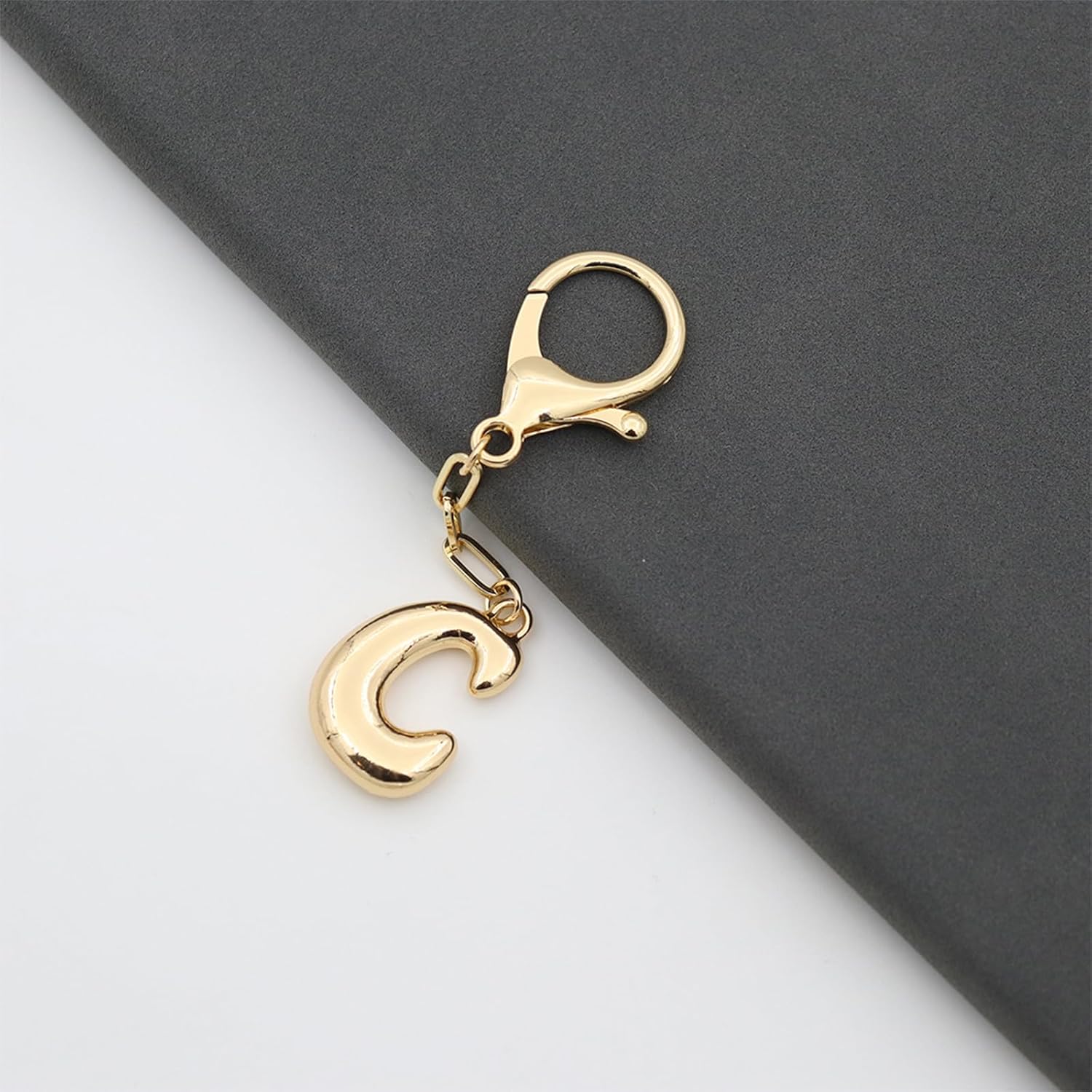 TTYY Initial Keychain For Women Handbag Charms Backpack Car Keyring for Sister Besties Mom Gold Letter Keychain - Image 2