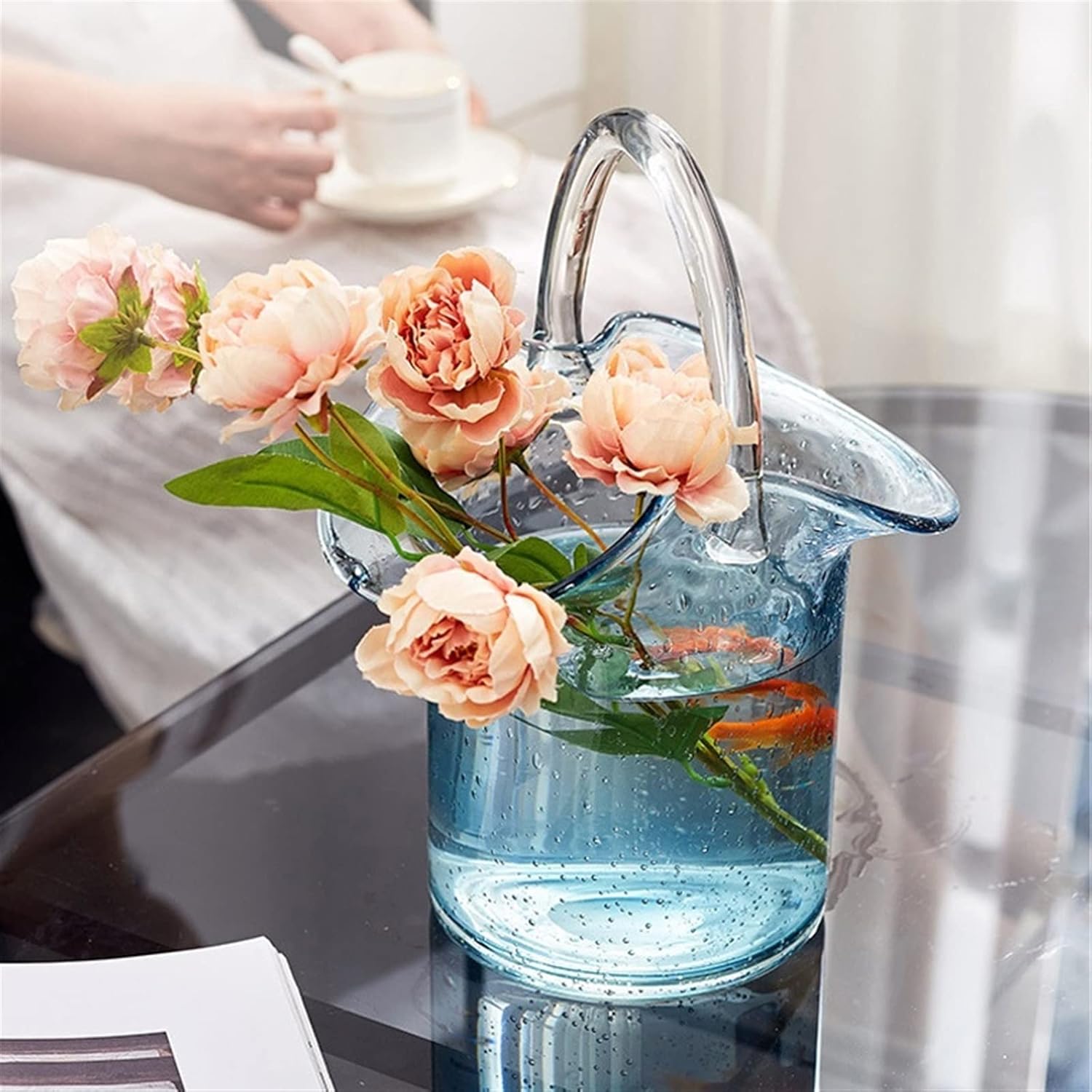 Vase Home Decoration Glass Vase Personality Basket Handbag Flower Arrangement Ornament Fish Tank Home Living Room Decoration Vases Suitable for Dining and Living Room Home decoratio(2)