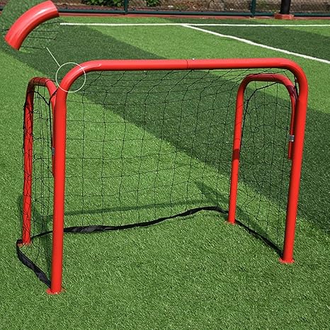 Amazon Co Jp サッカーゴール 5歳から12歳の子供のサッカーゴール 45mmスチールフレームチドレン 折りたたみ式で取り外し可能な サッカーゴールネット 屋外の庭と室内のおもちゃ Color Red スポーツ アウトドア
