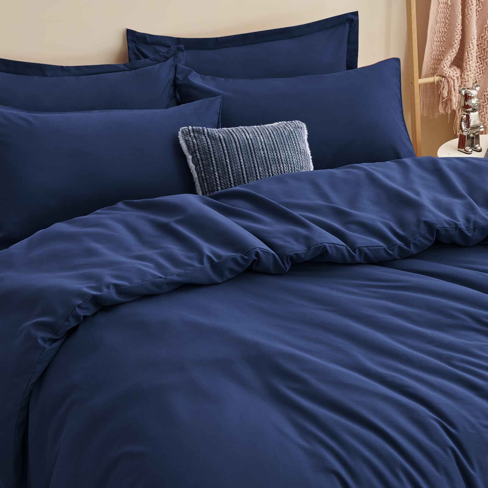 RUIKASI Set Copripiumino Matrimoniale 240x220 - Monocromatico 3 Pezzi Copripiumino Set di Due Federe 50x80 cm inclusi, Microfibra, Facile Da Gestire e Morbida, Blu Navy