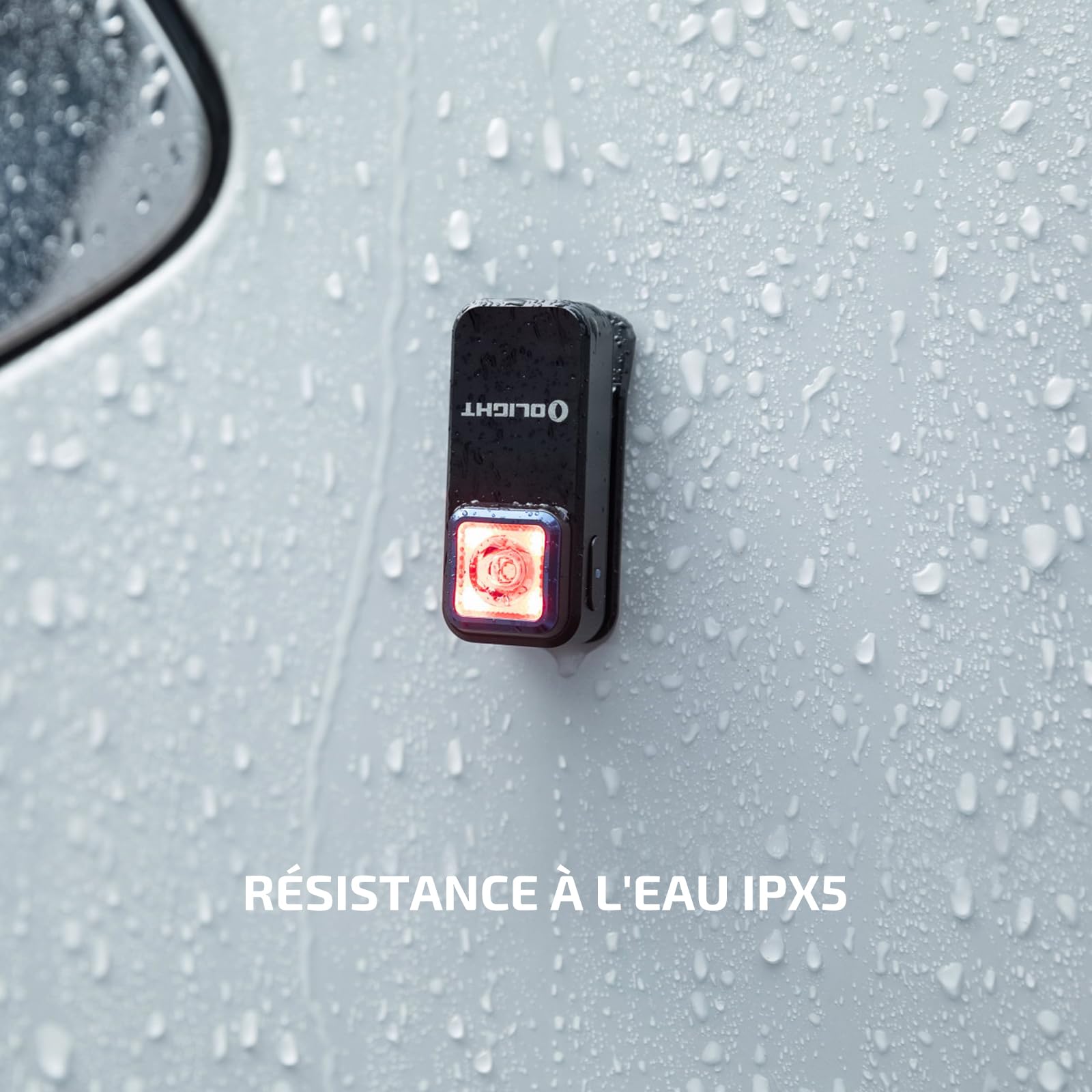 OLIGHT Oclip lampe de poche à clip Source Rouge et Blanche 300lm Rechargeable avec Aspiration Magnétique et Trou de Suspension IPX5 Étanche Utilisée en Camping et Alpinisme