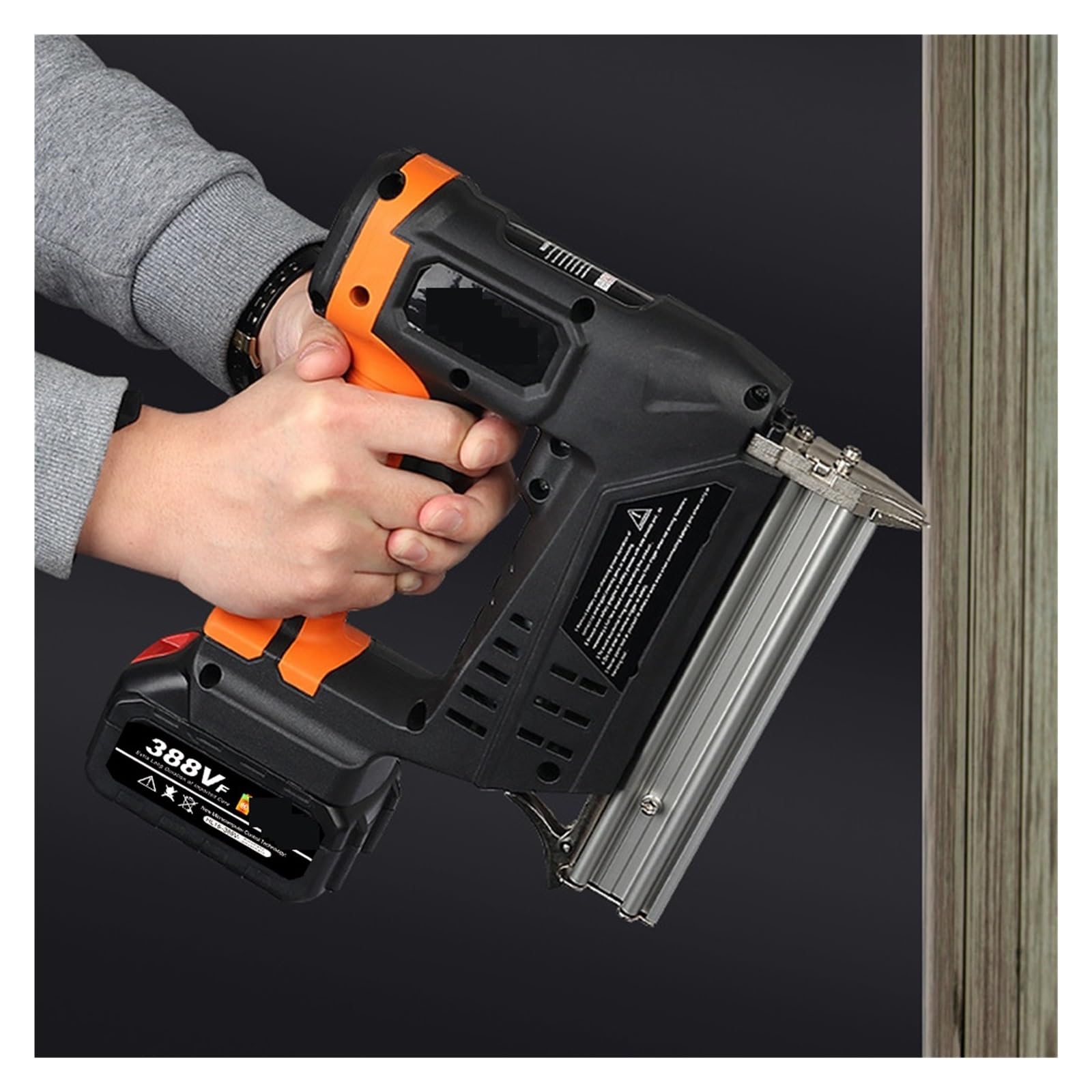 Zszywacz Bezprzewodowy Elektryczny Pistolet Do Gwoździ Na Akumulator 18 V Do Obróbki Drewna F30 Nieprzylepny Pistolet Do Gwoździ Domowy Przenośny Pistolet Do Gwoździ Kodowych Do mocowania materiałów,