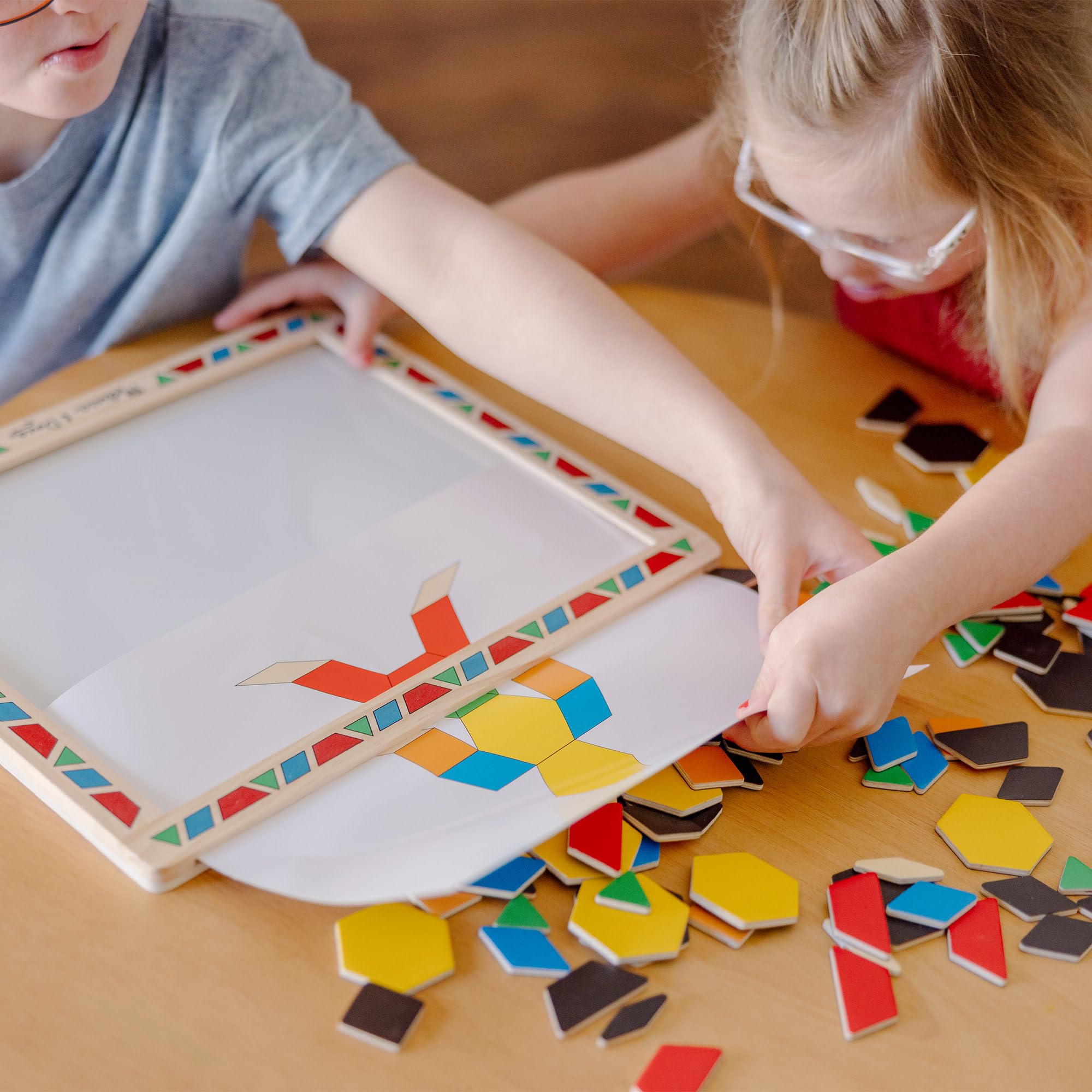 Melissa & Doug Magnetic Patern Block Kit Zabawka Edukacyjna, Wielokolorowy, Od 3 Lat